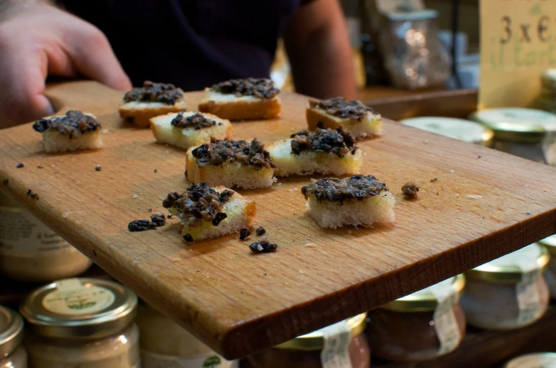 La Tavola Marche Truffle Hunting Images - 109.jpg