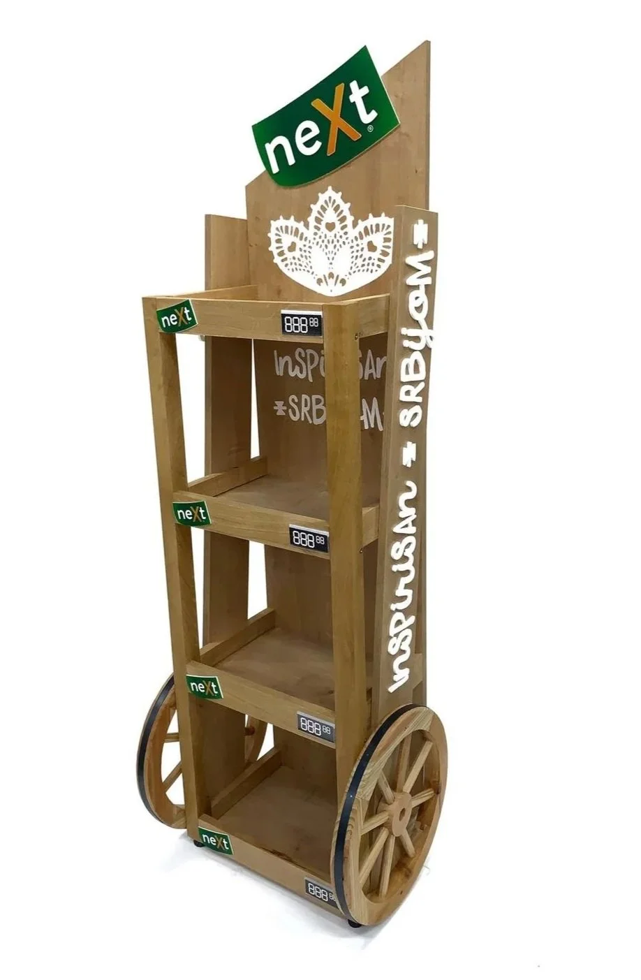 POS polica po meri za izlaganje proizvoda
Brendirana polica 
Metalna POS polica sa više nivoa 
Drvena POS polica izrađena po meri
Samostojeća polica
Brendirani retail display
POS polica sa LED rasvetom
Tematska promotivna polica izrađena po meri