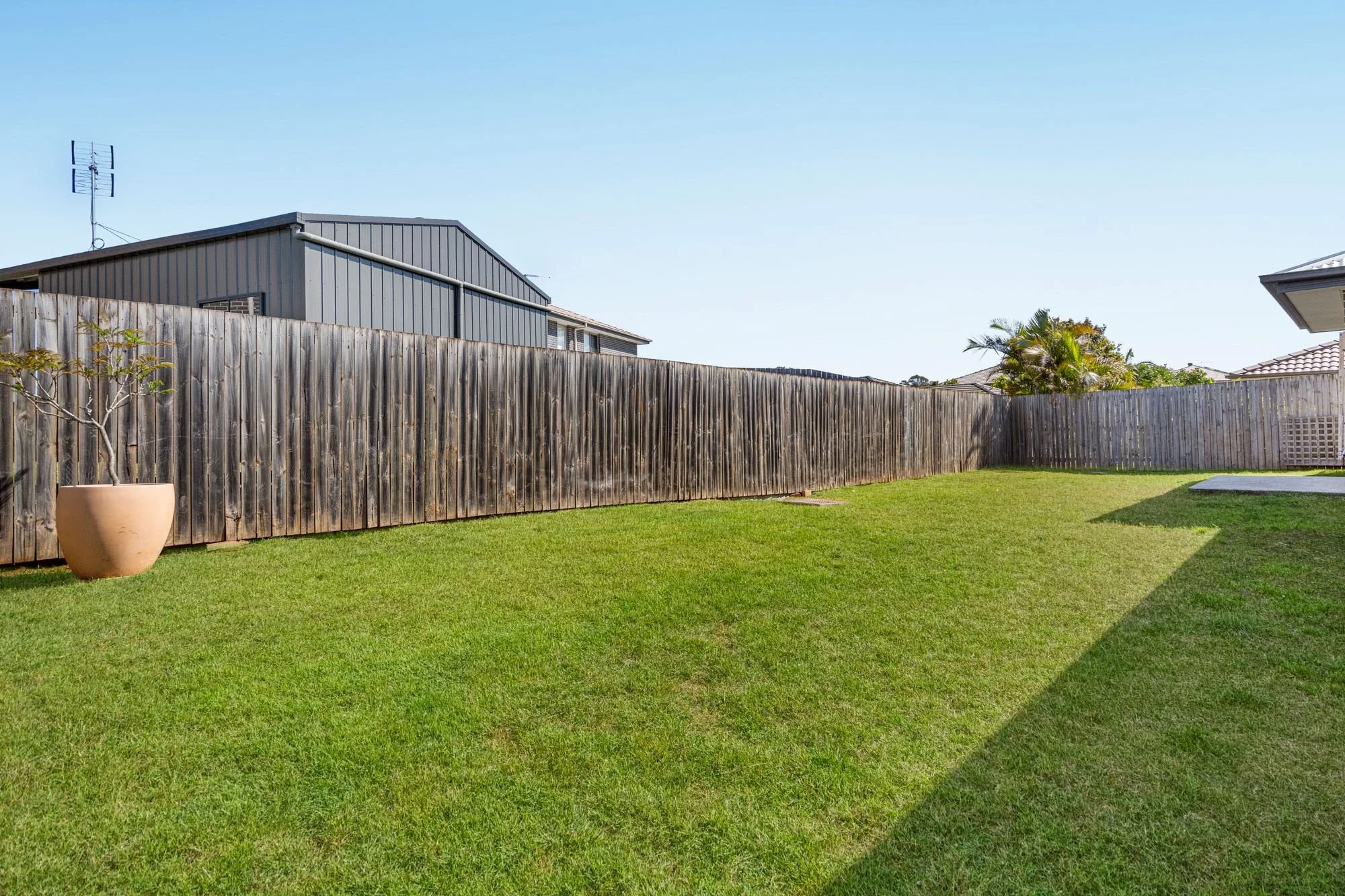 9 Beachwood Street Redland Bay Extra (2).jpg