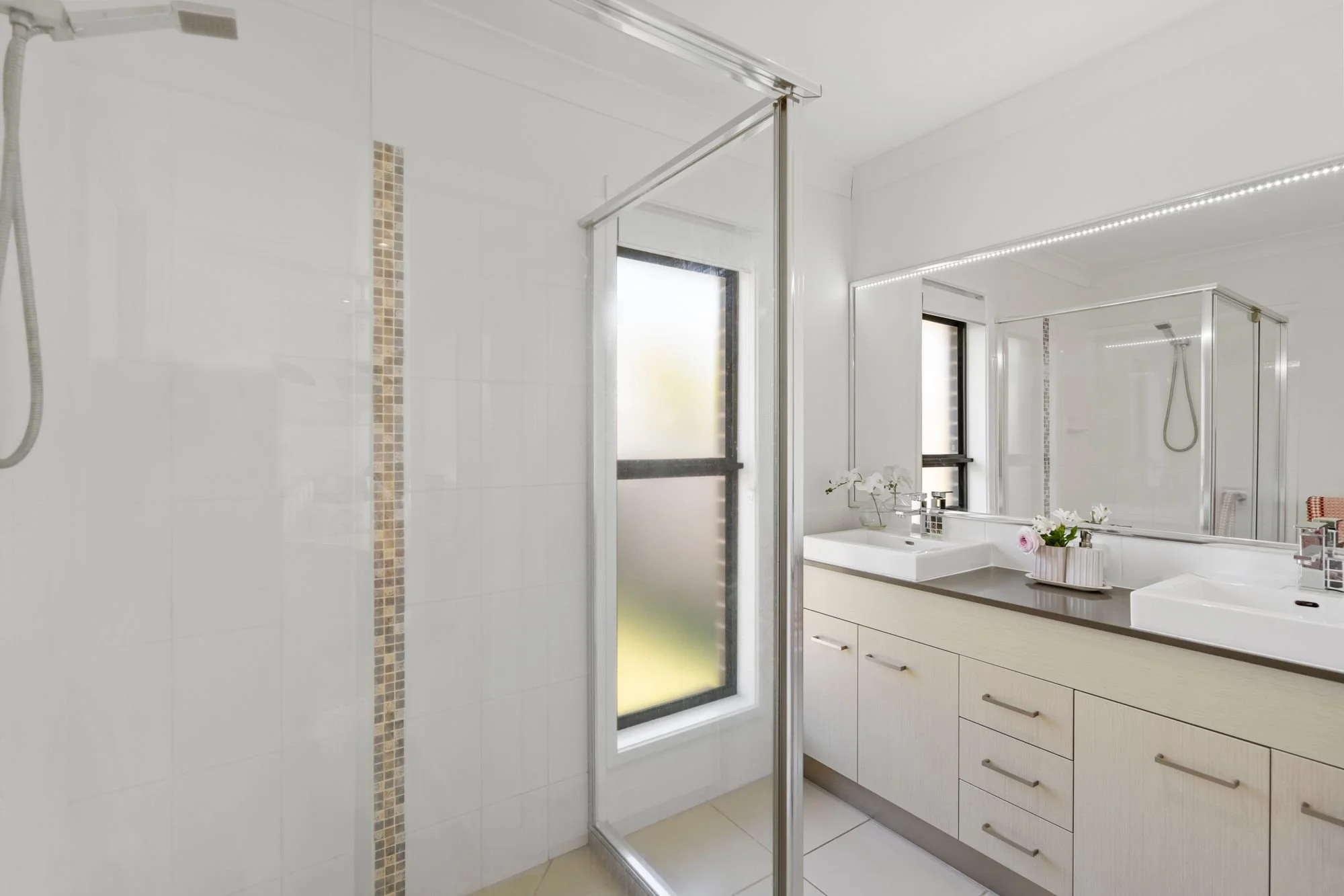 9 Beachwood St (15).jpg