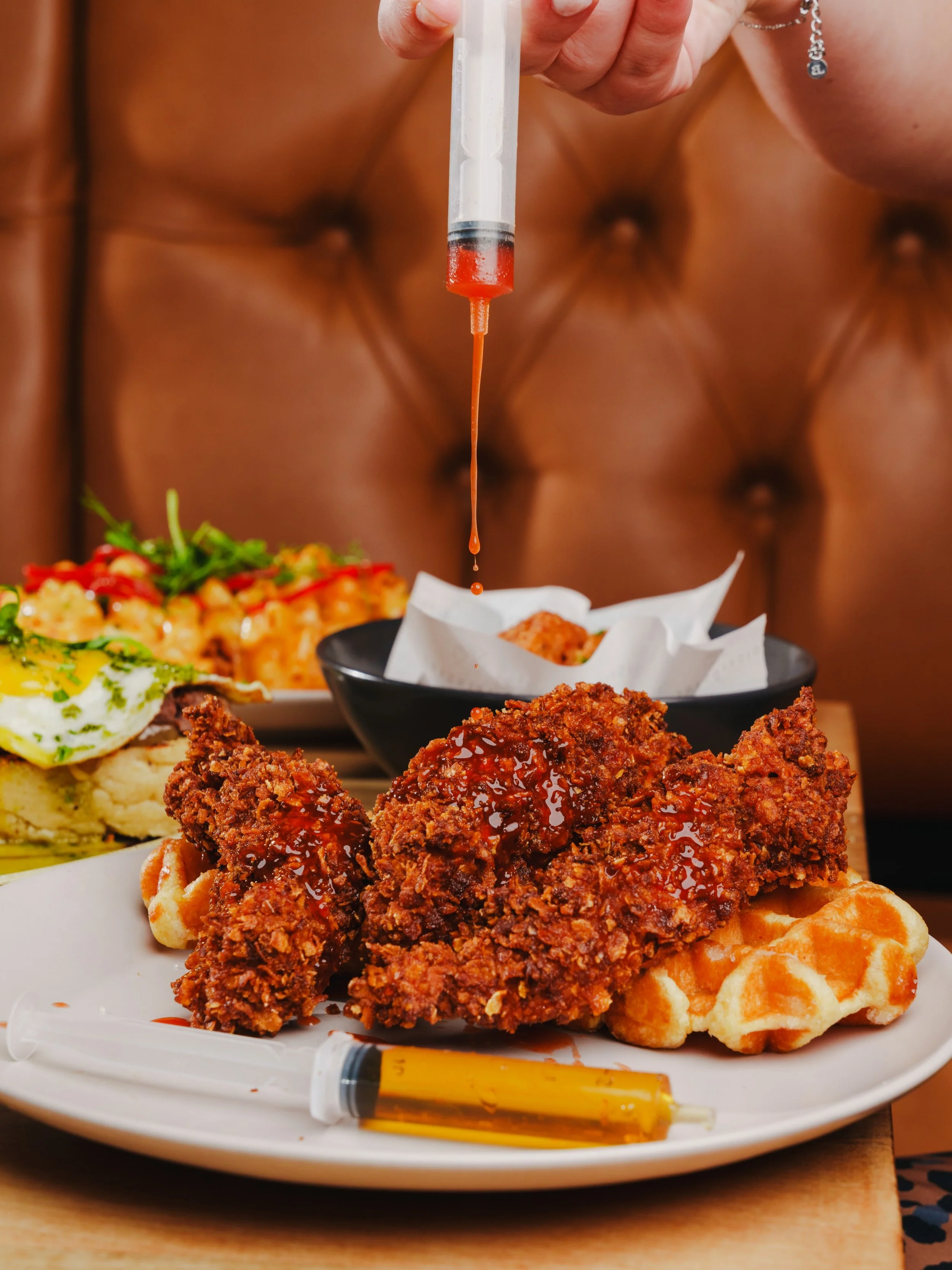 Injecting a little fun into our Chicken &amp; Waffles 💉🍗🧇

Sweet maple. Spicy honey buffalo.
One plate. Two syringes. Zero self-control. 😮&zwj;💨🔥