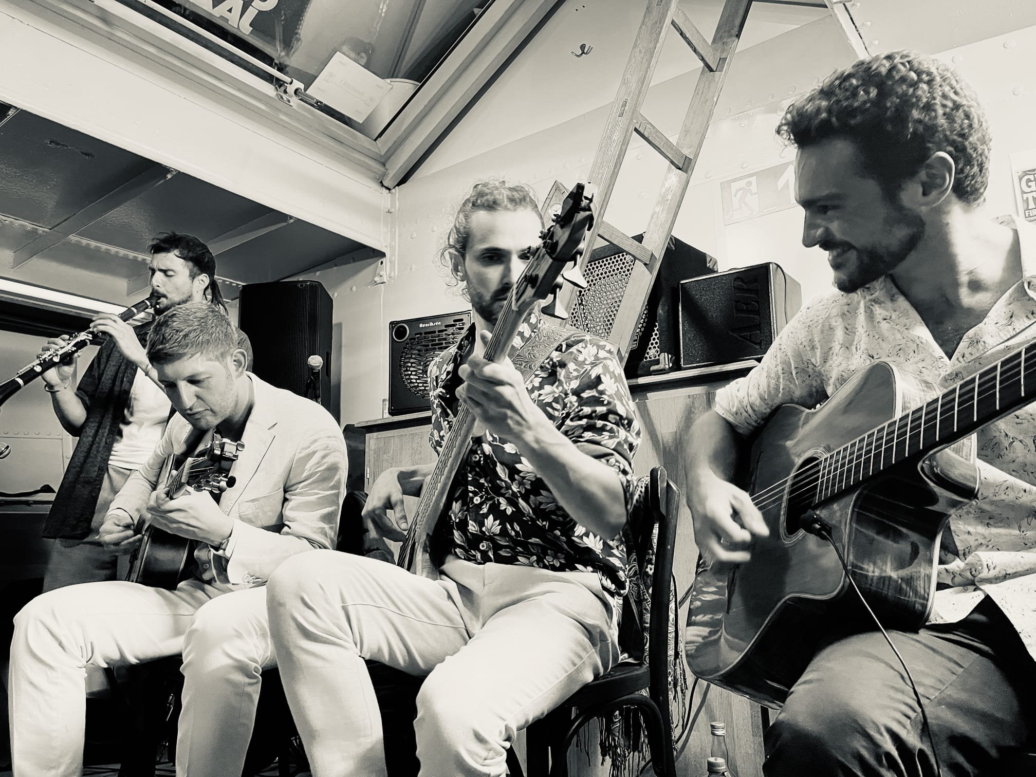 Gipsy Tonic live Cully jazz boat