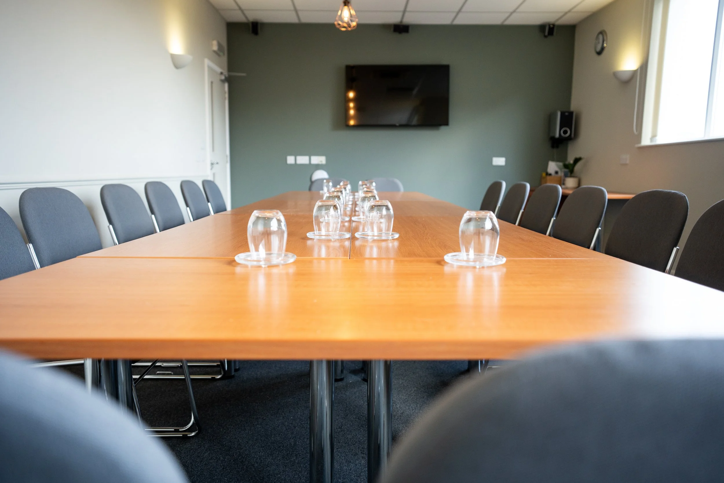 Kings-Boardroom-4.jpeg