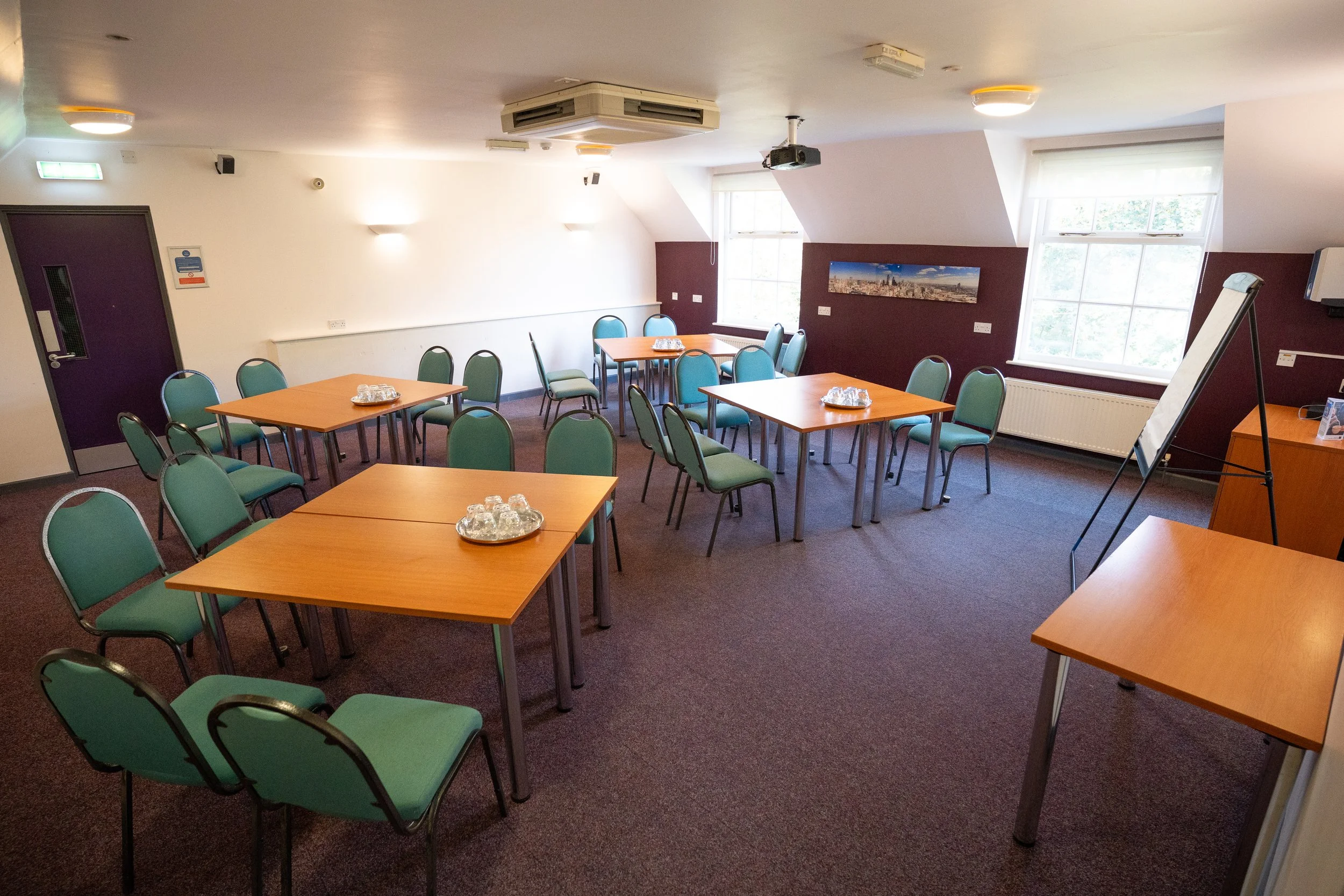 TheKingsCentre-TrainingRoom1-3.jpeg