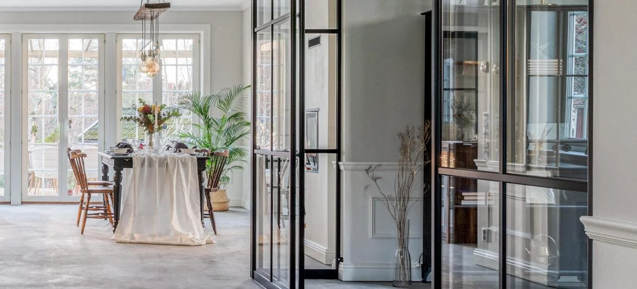 mirror-line-toteutuksia-1280x582.jpg