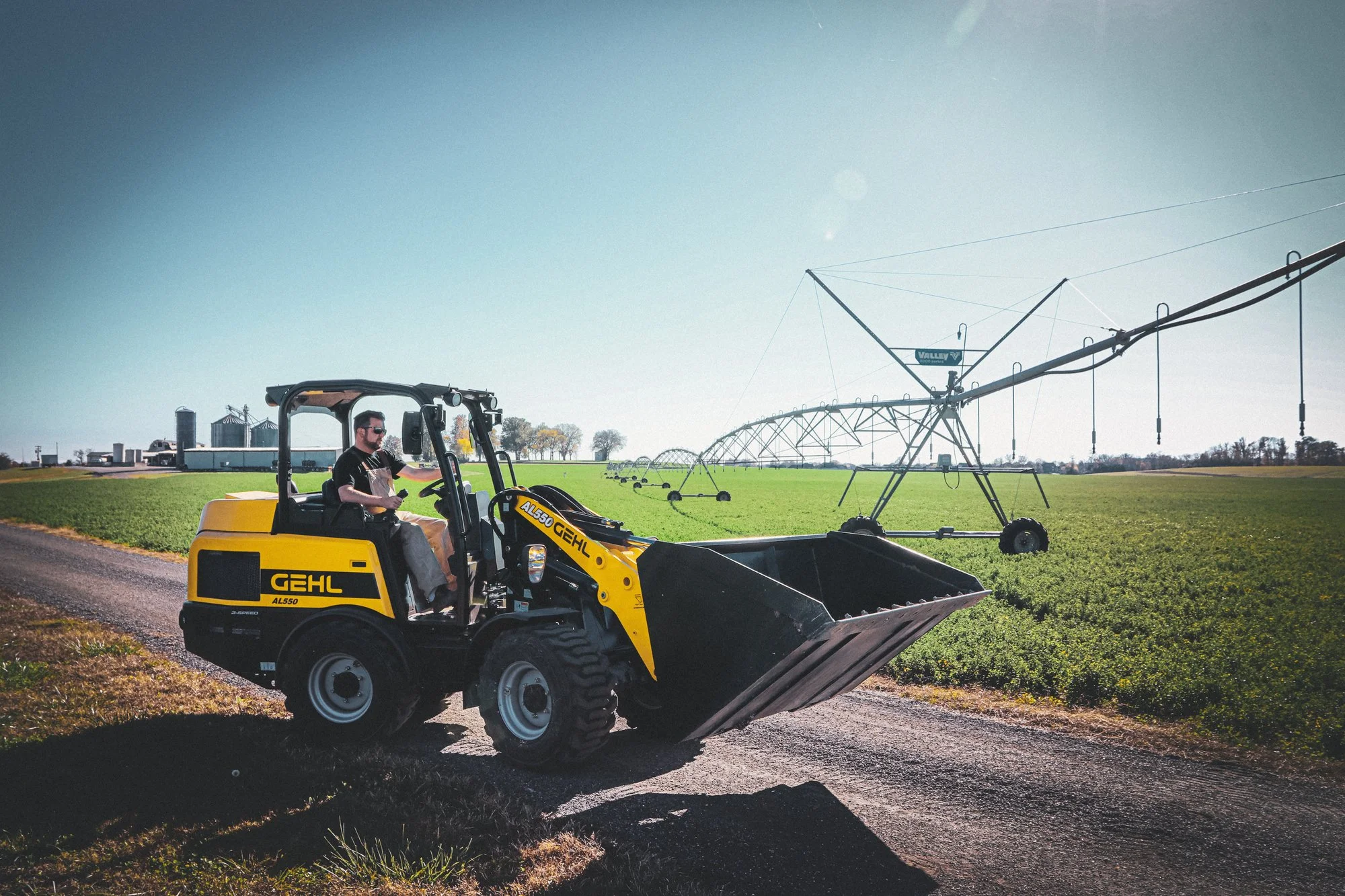 application_articulated_loaders_al_550_gehl_031.jpg