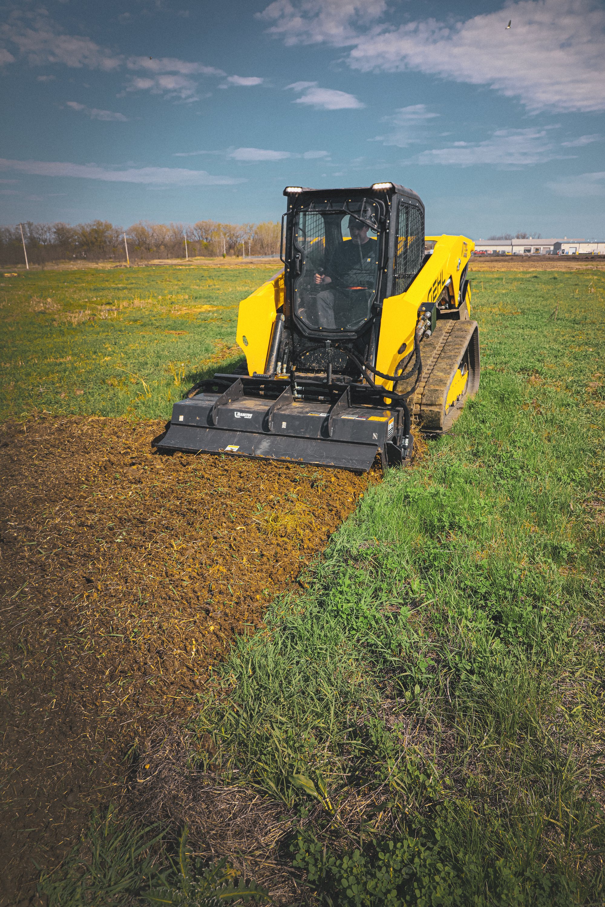 application_track_loaders_vt_335_gehl_005.jpg