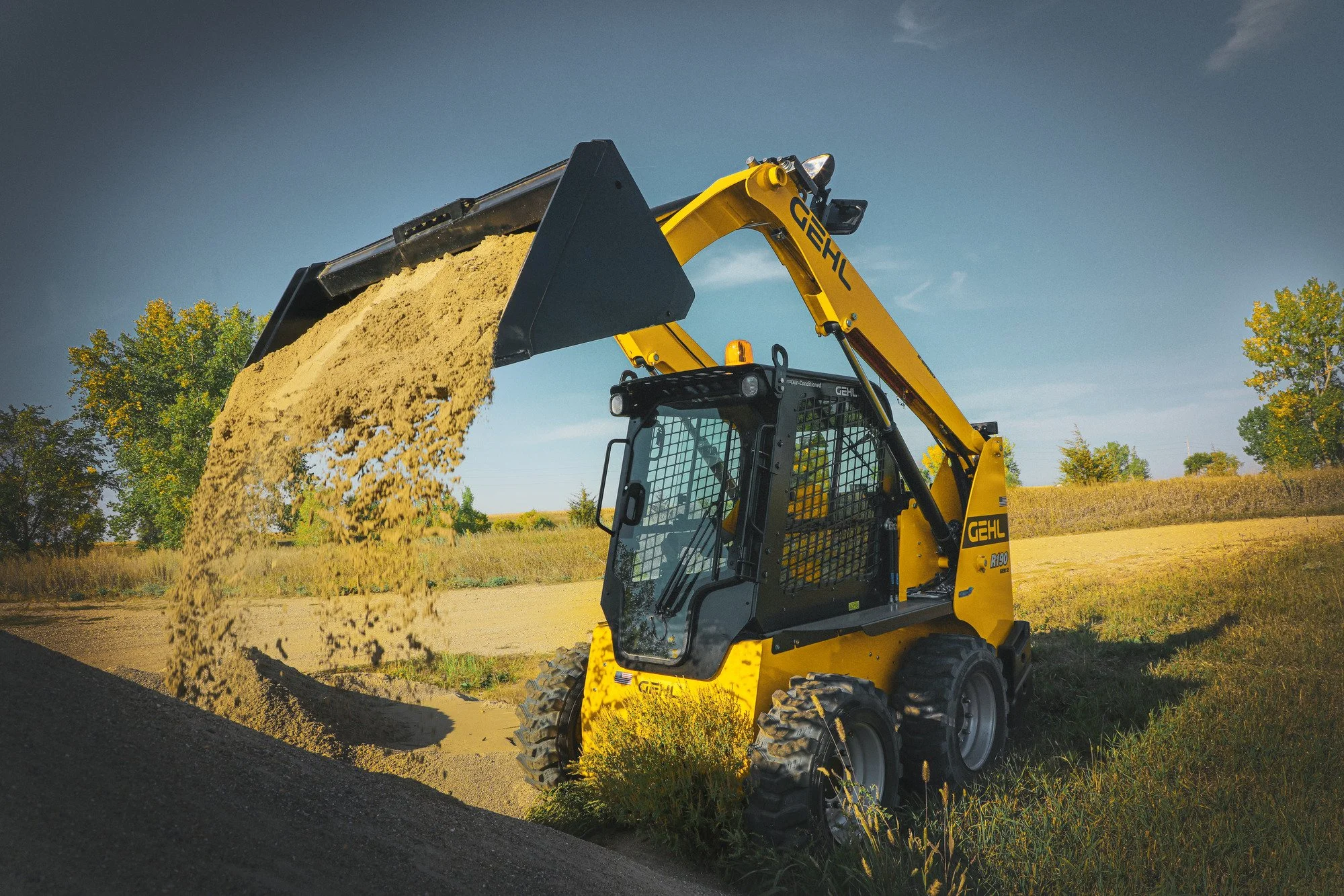 application_skid_loader_r_190_gen2_gehl_003.jpg