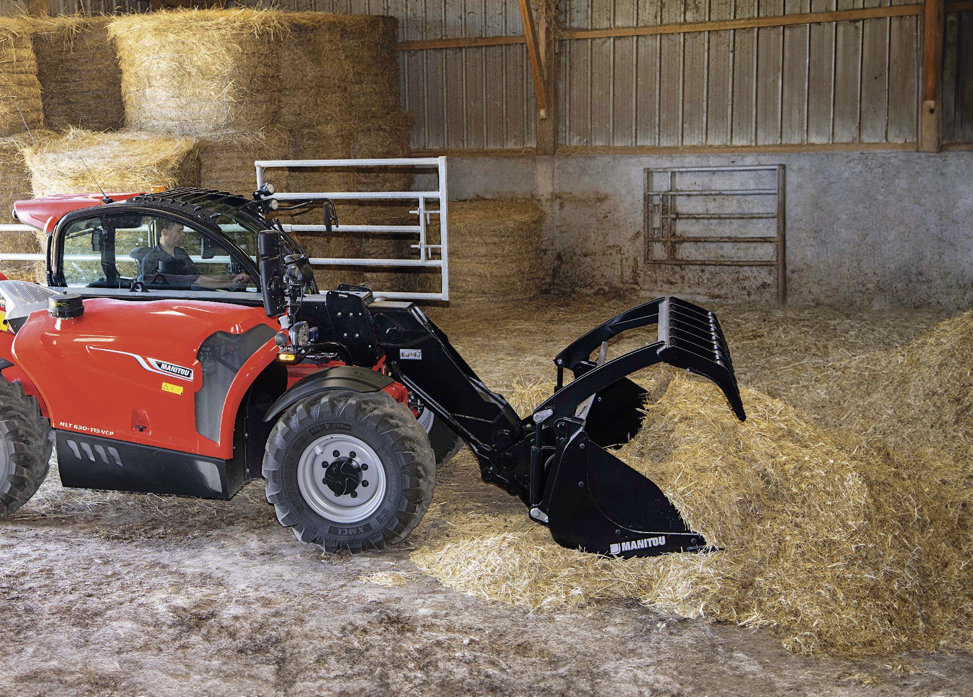 application_buckets_agricultural_multifunction_grab_bucket_mlt_630_manitou_021.jpg