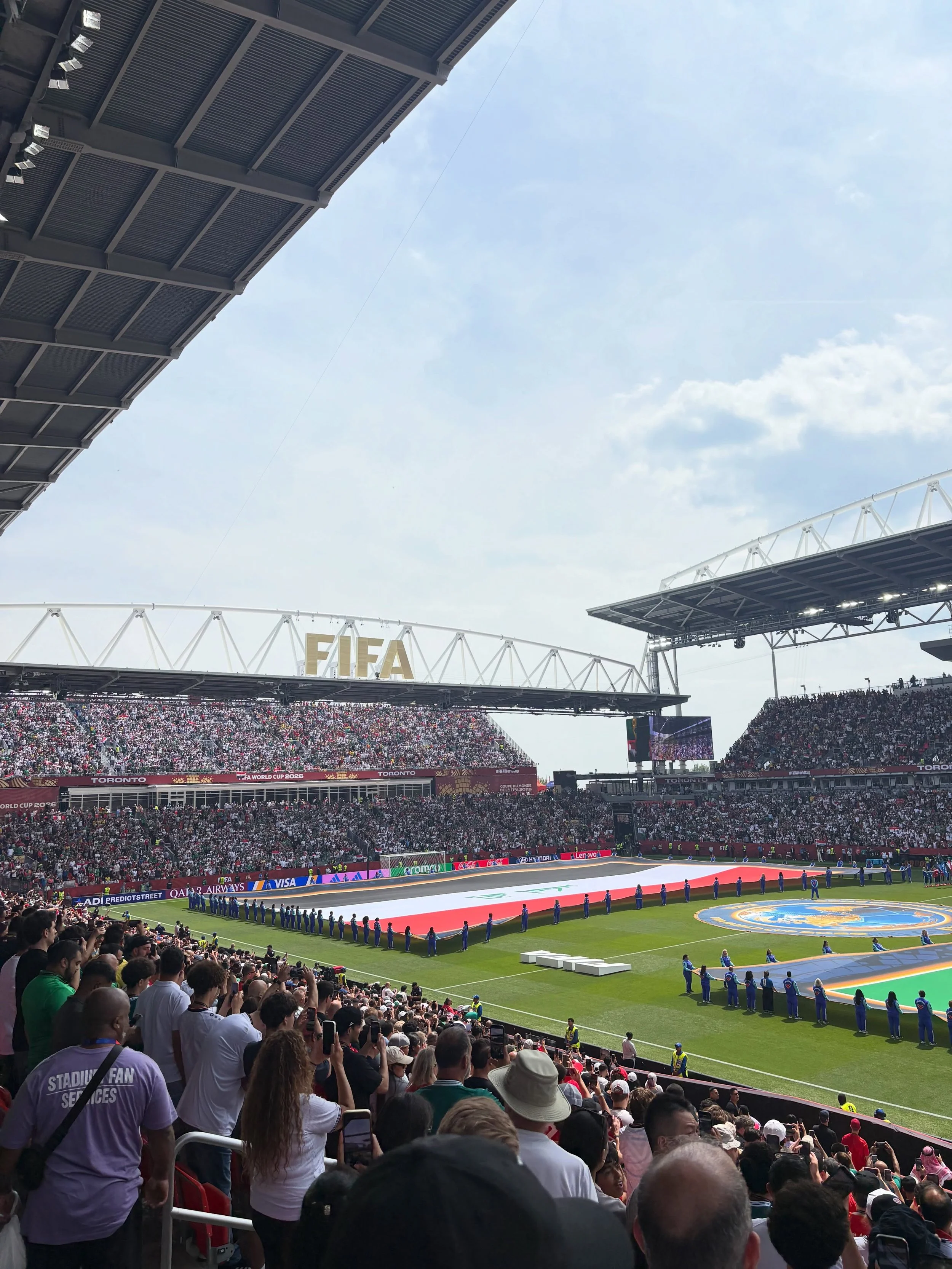 FIFA Season 
A beautiful reminder how Football brings people together🫶🏼

#iraq #fifa #canada #football