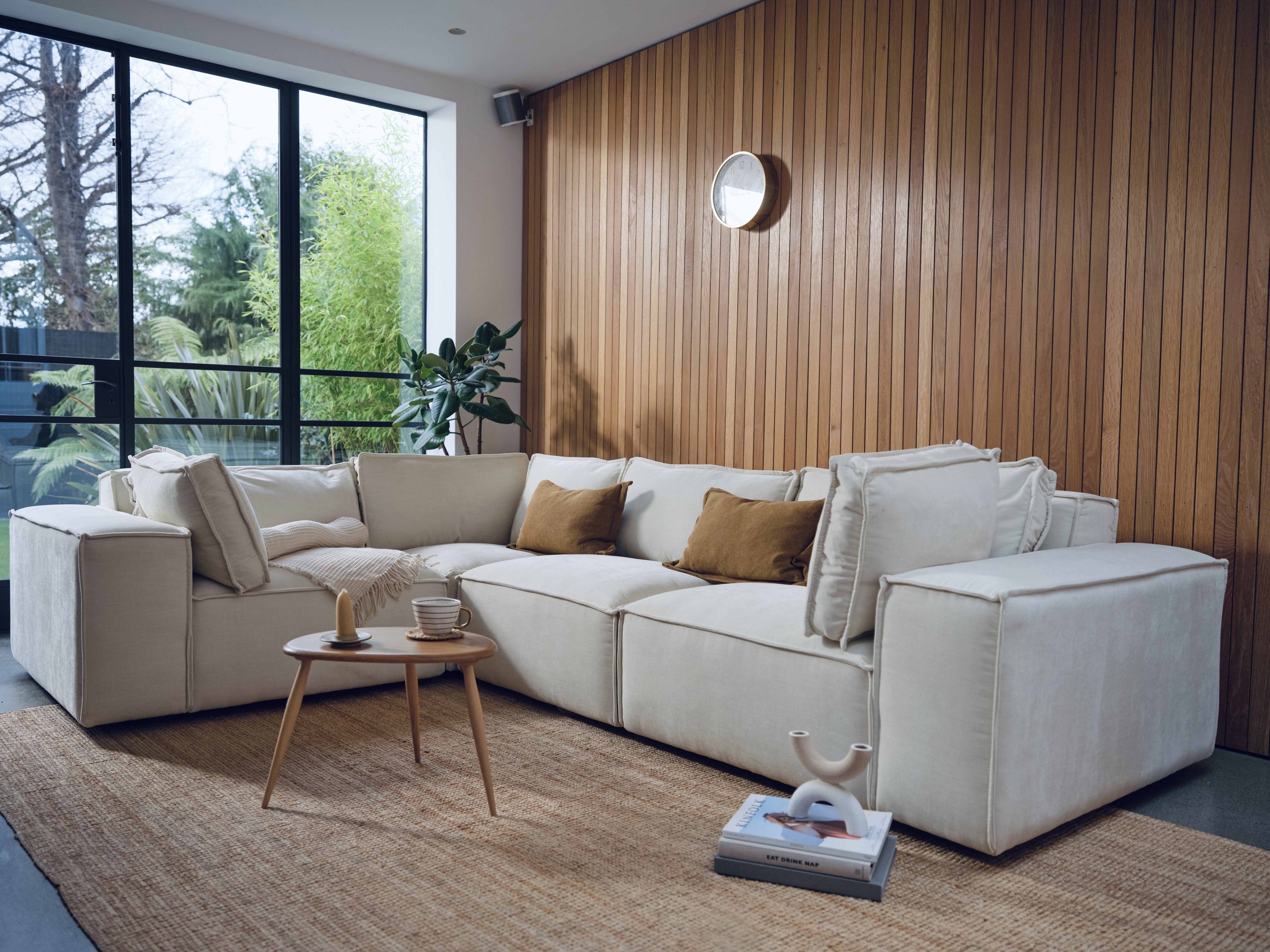 MM_interiorwide_1.jpg