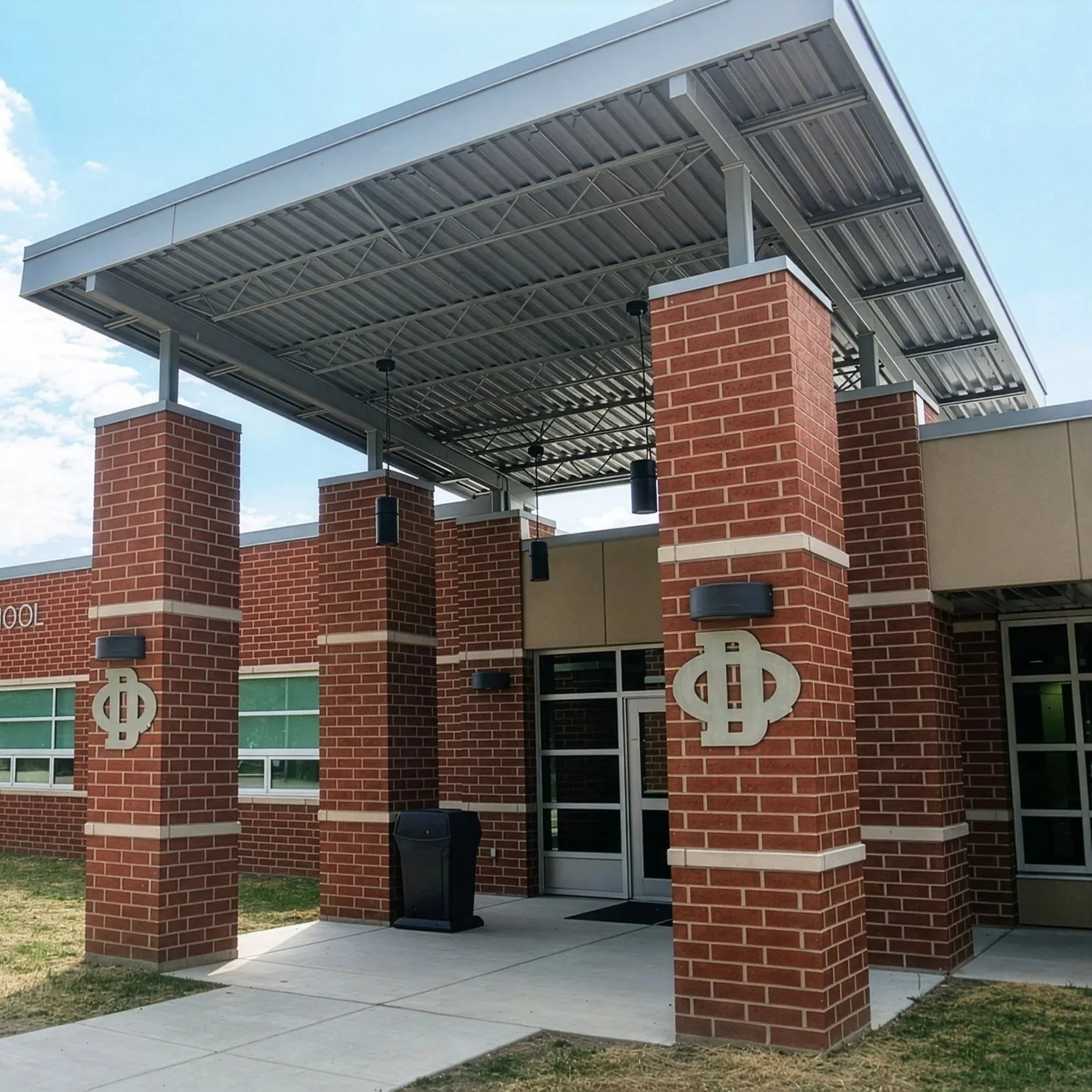 DuQuoin High School