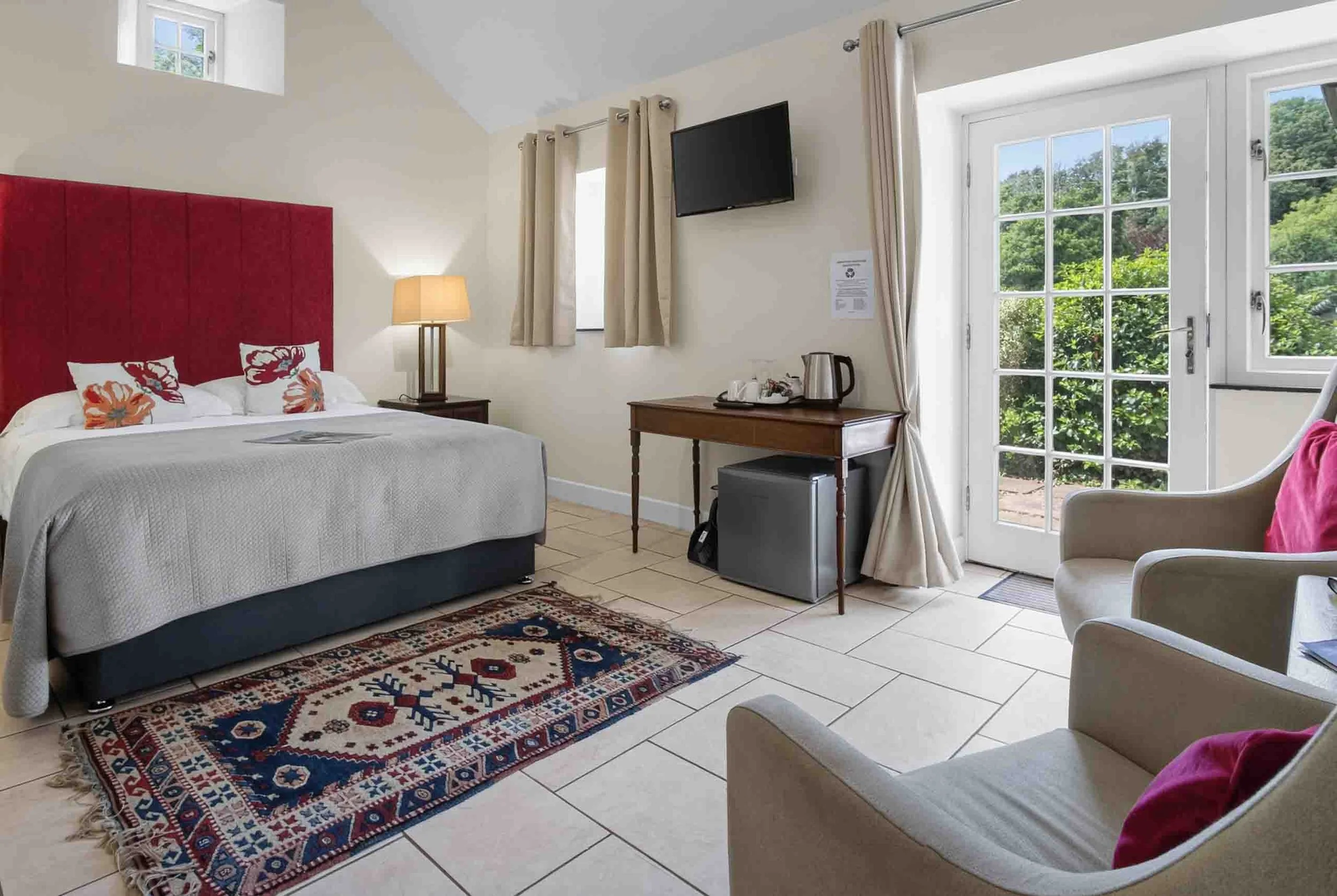 Brynach holiday accommodation at Monk Haven near St.Ishmaels, Pembrokeshire