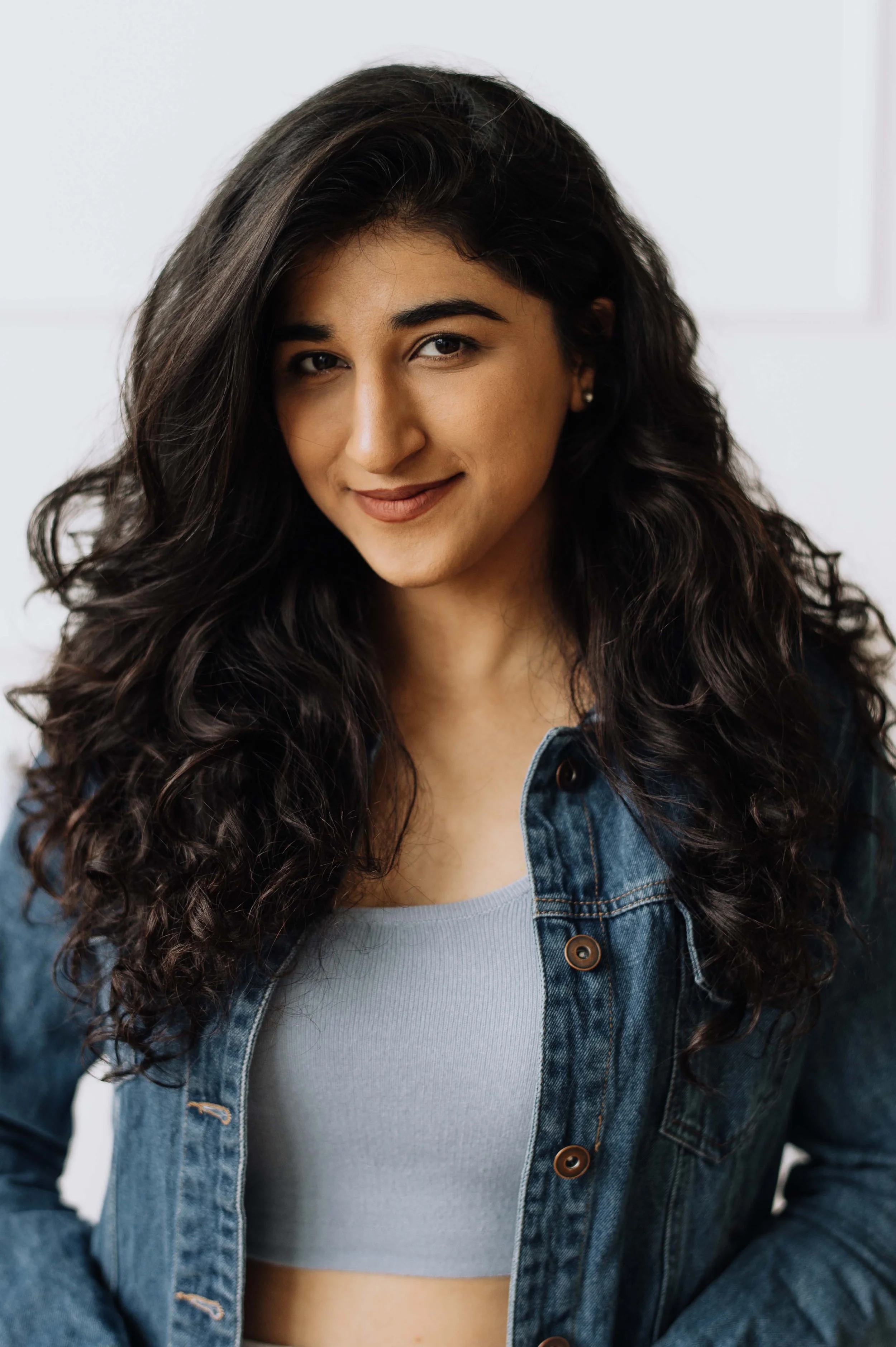 Anisha Headshot - 1.jpg