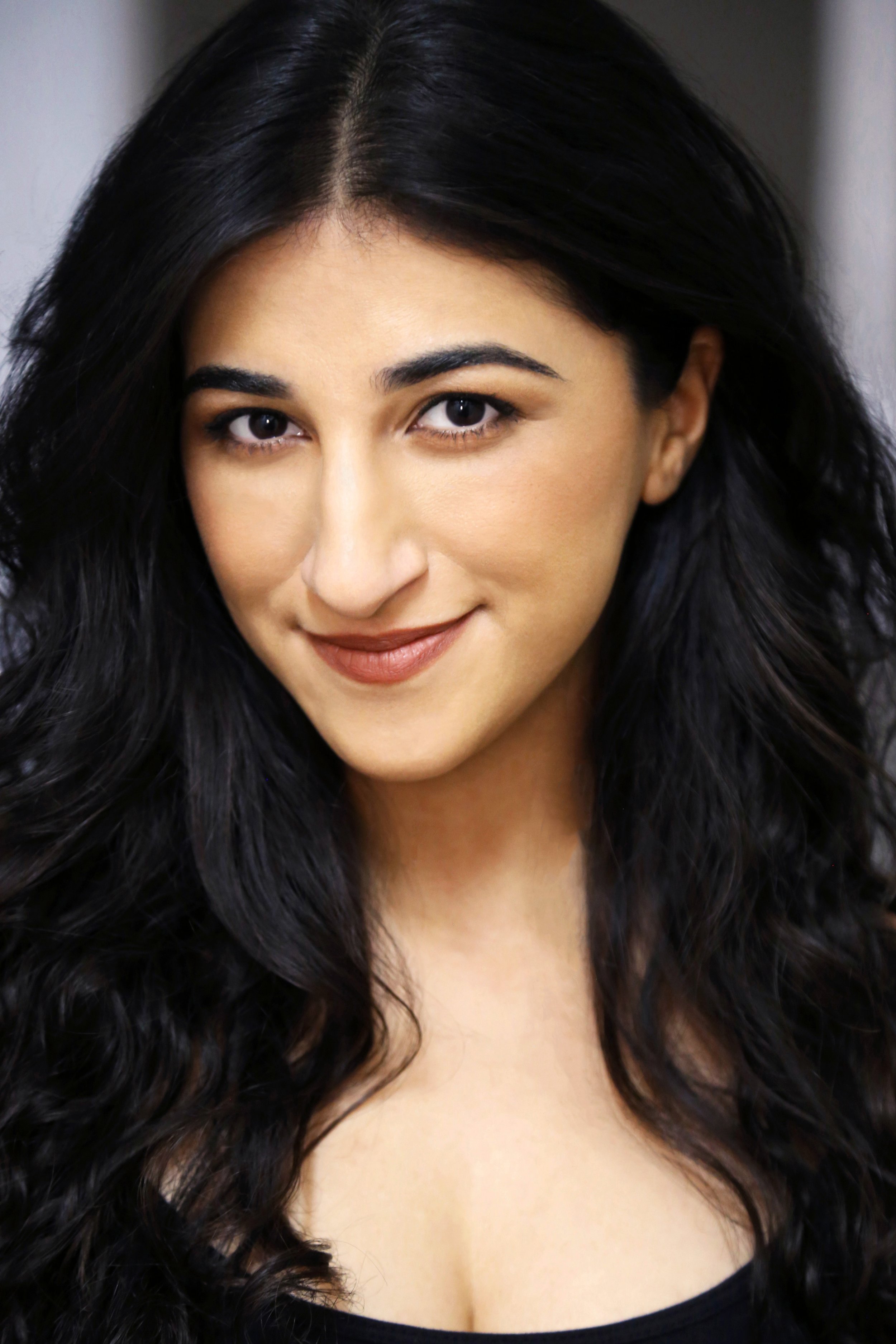 IMG_5878 Anisha Kumar Headshot.jpg