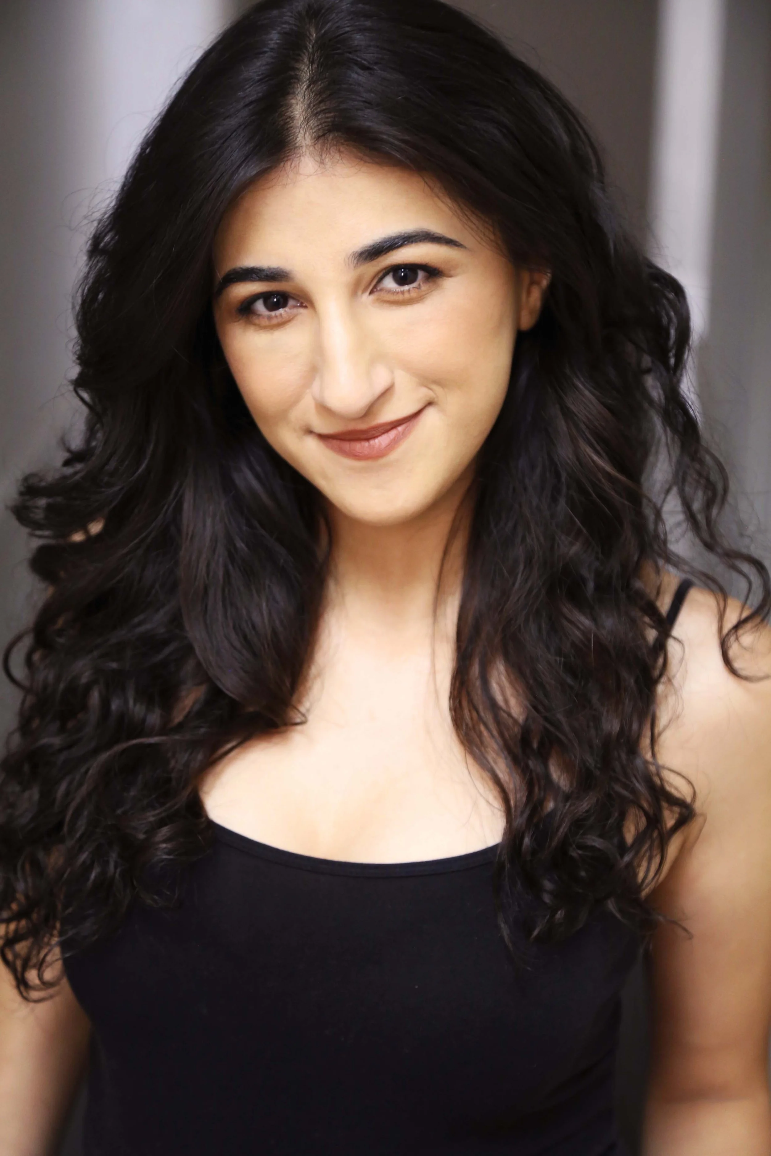 IMG_5871 Anisha Kumar - Headshot.jpg