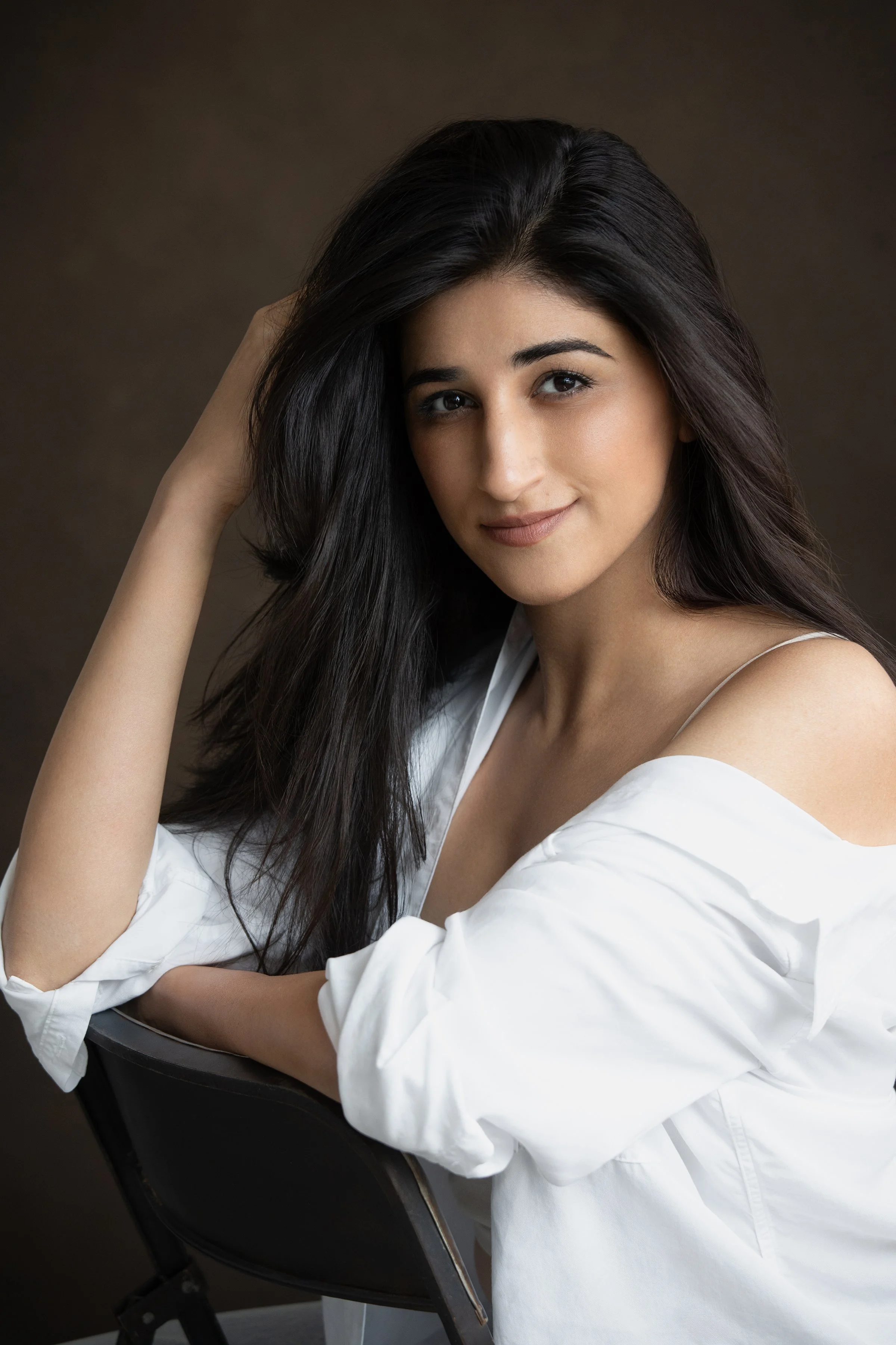 Anisha Headshot_0L2A8511.jpg