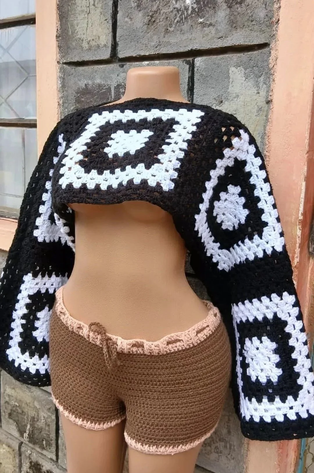 Granny Square Shrug