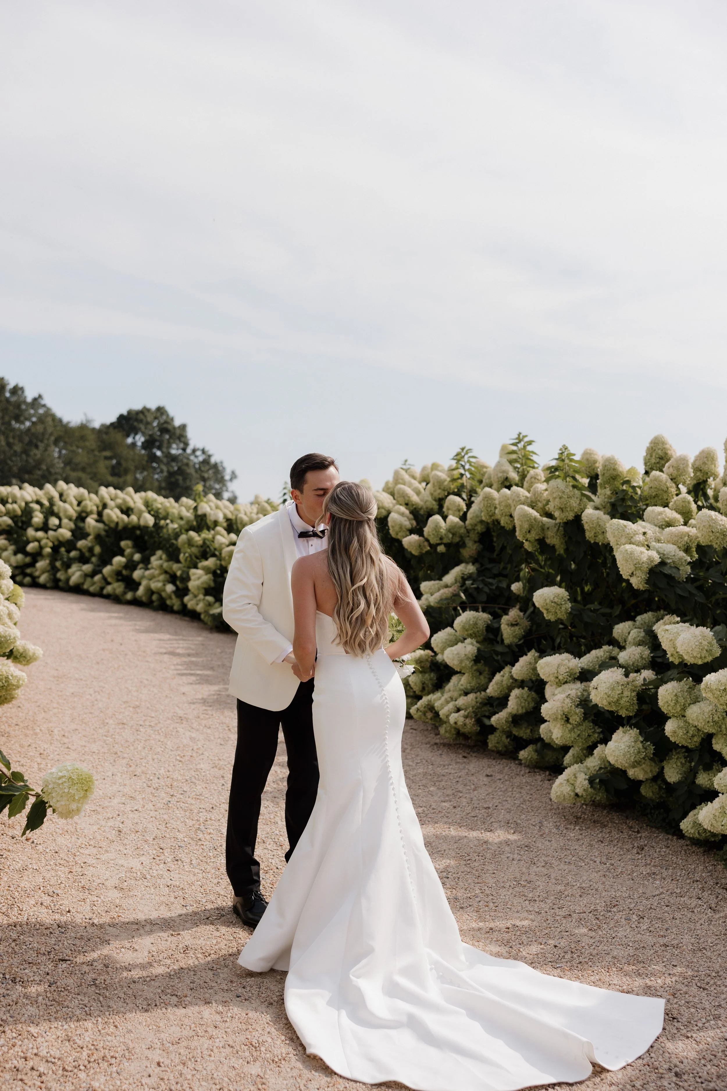Mariah Kopeny, Braid Free or Dye, Charlottesville bridal hair, Virginia bridal hairstylist, Charlottesville wedding hair, luxury bridal hair, bridal hair stylist Virginia, wedding hairstylist Charlottesville, destination bridal hair