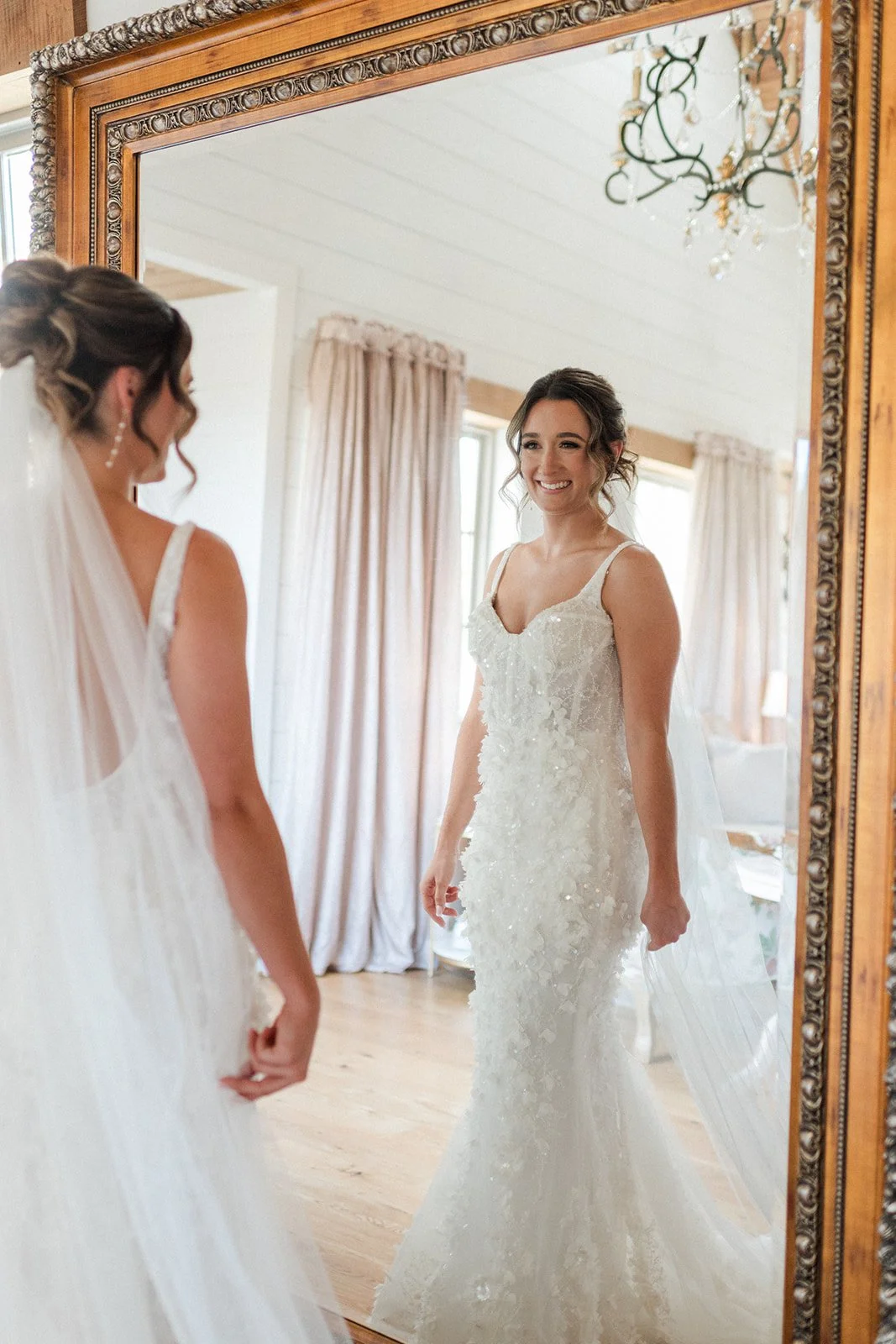 Mariah Kopeny, Braid Free or Dye, Charlottesville bridal hair, Virginia bridal hairstylist, Charlottesville wedding hair, luxury bridal hair, bridal hair stylist Virginia, wedding hairstylist Charlottesville, destination bridal hair