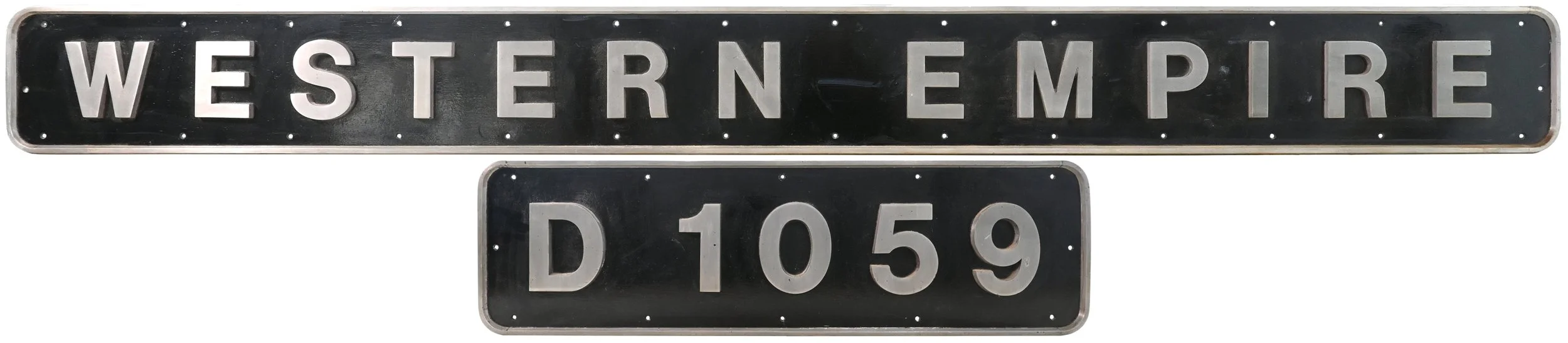 A street sign for Western Empire with an additional sign below showing D 1059.