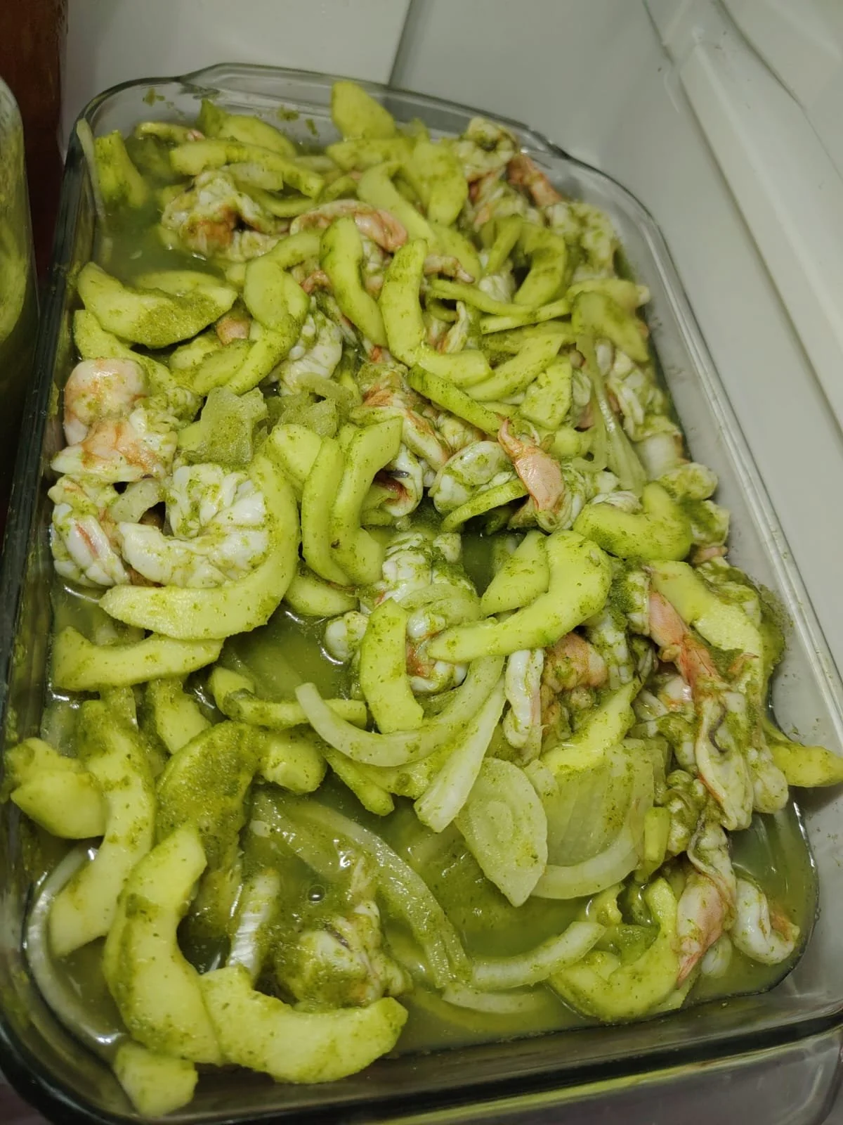 Aguachil de camarones con verduras