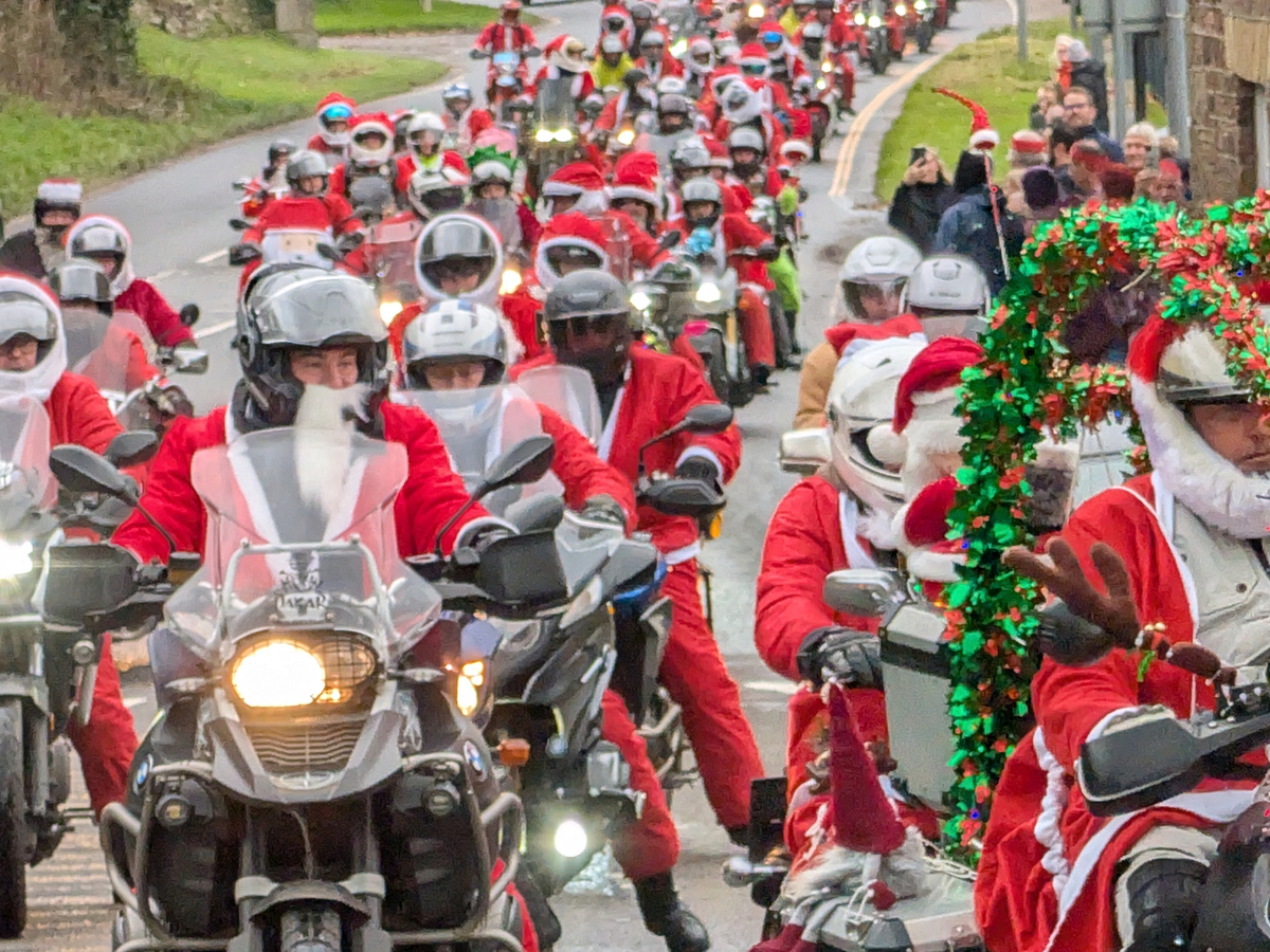 Hundreds of Santas on motorbikes riding out to raise money for Children's Hospice South West