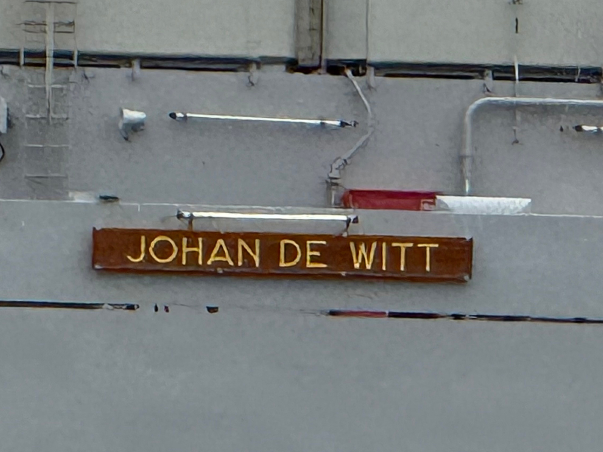 Johan De Witt - nameplate