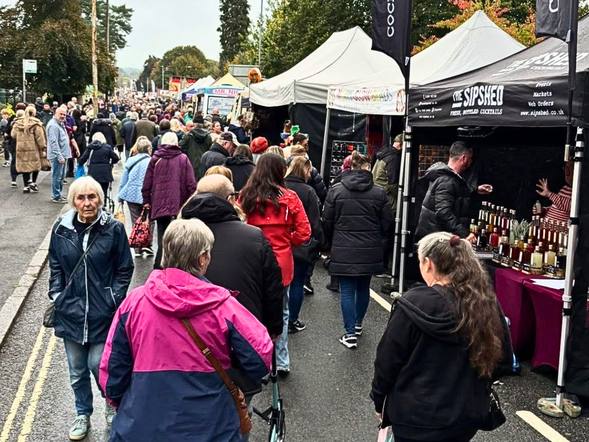 Crowds check out the stalls at Tavistock Goose Fair, 2025