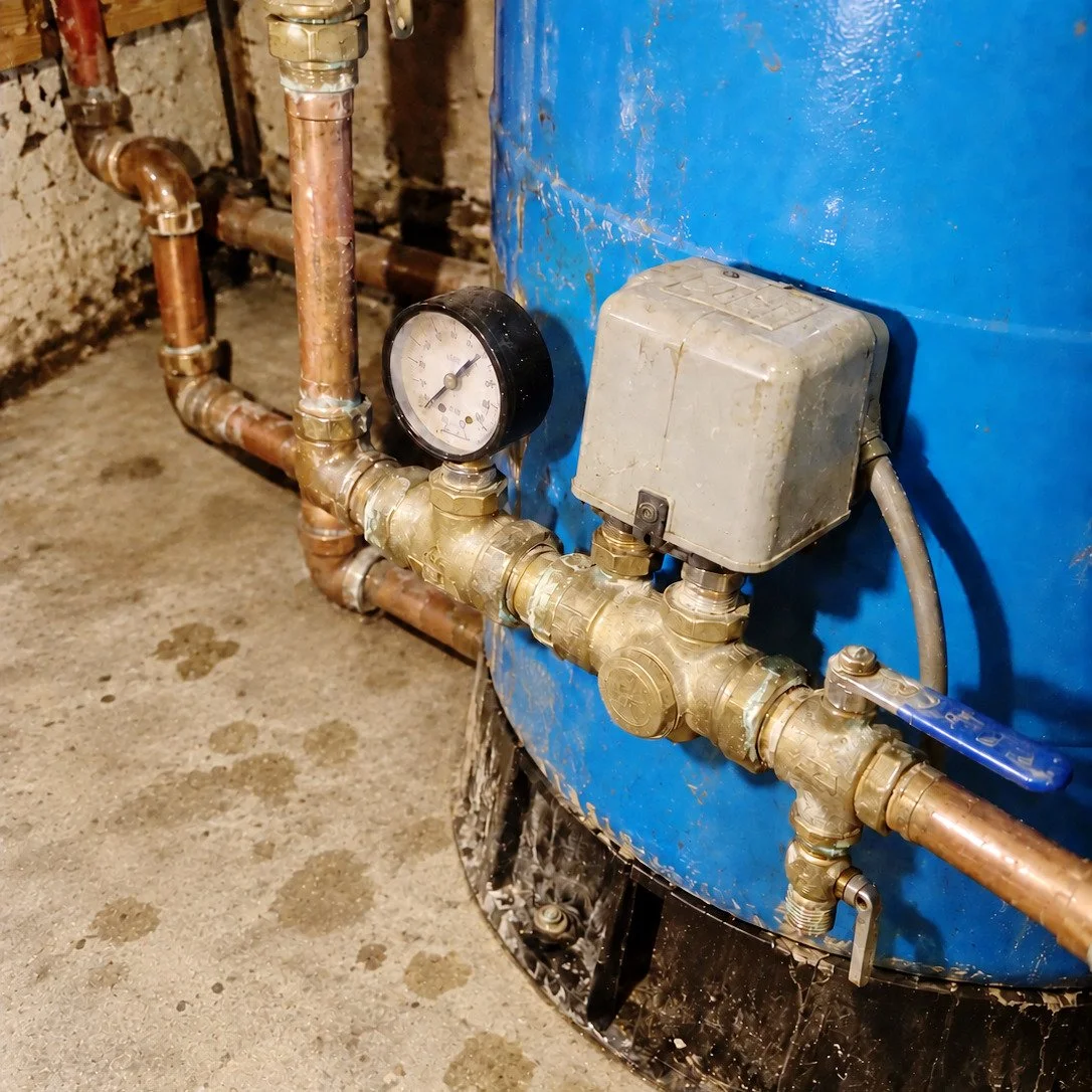 Low water pressure? Pump cycling too often? No water at all? 💧

Your well system works hard behind the scenes. When something isn&rsquo;t working properly, the pressure tank, pressure switch, gauge, valves and connections may all need to be checked.
