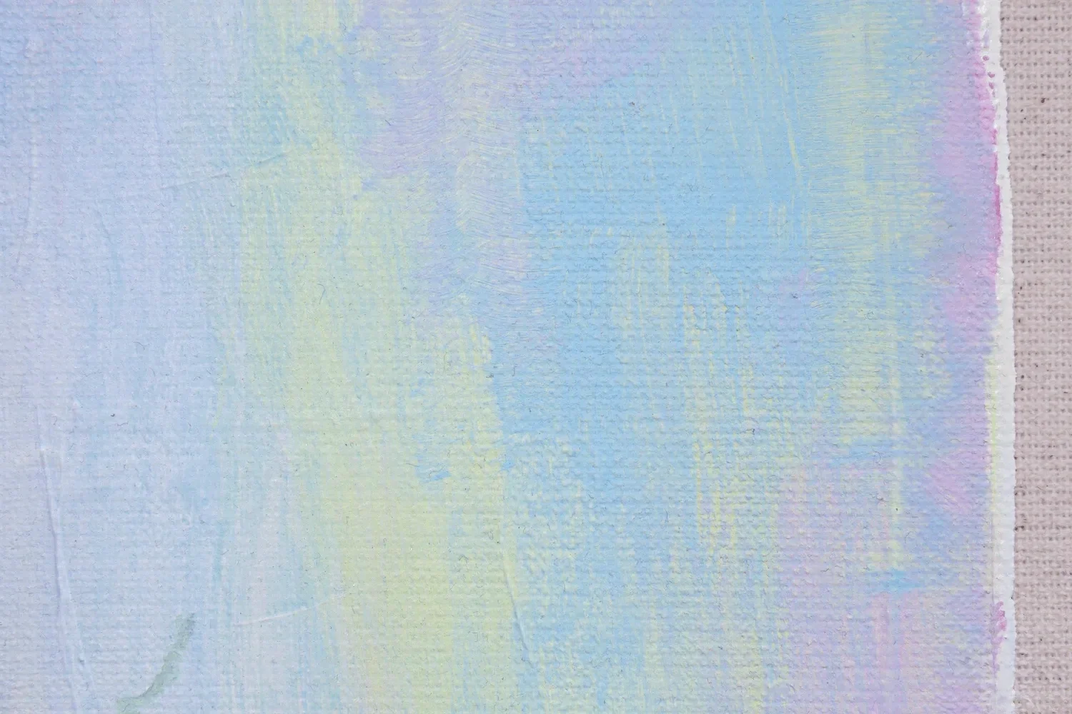 Aquarell mit pastellfarbenen Blautönen, Gelb und Lila, auf Leinwand