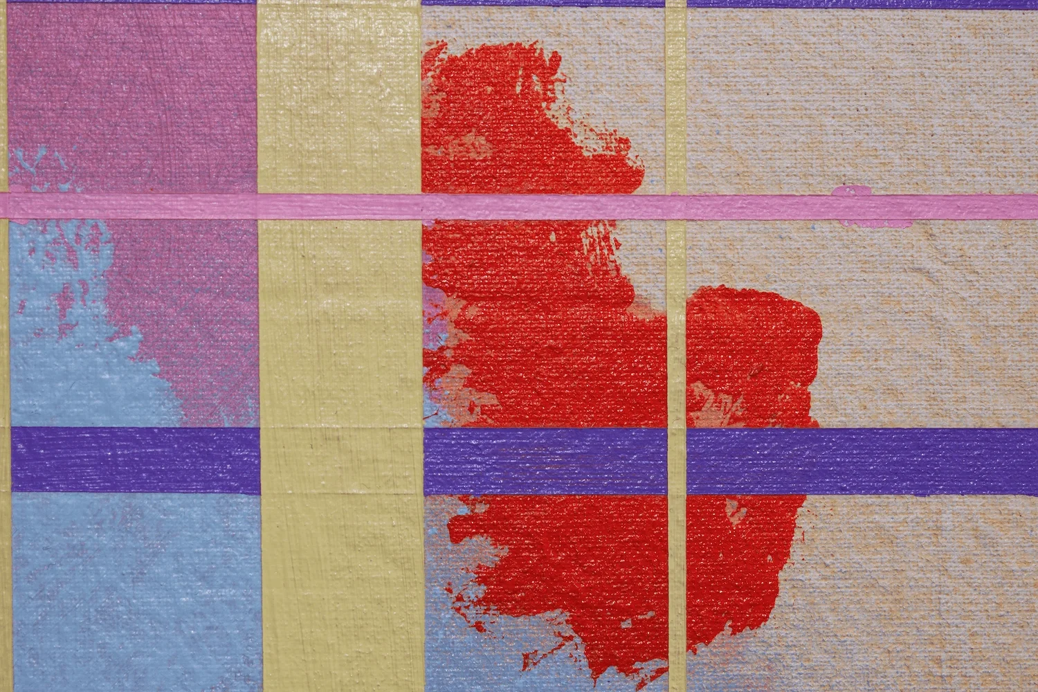 Abstraktes Gemälde mit blauen, rosa, gelben, roten und violetten Farbfeldern, durch Linien getrennt