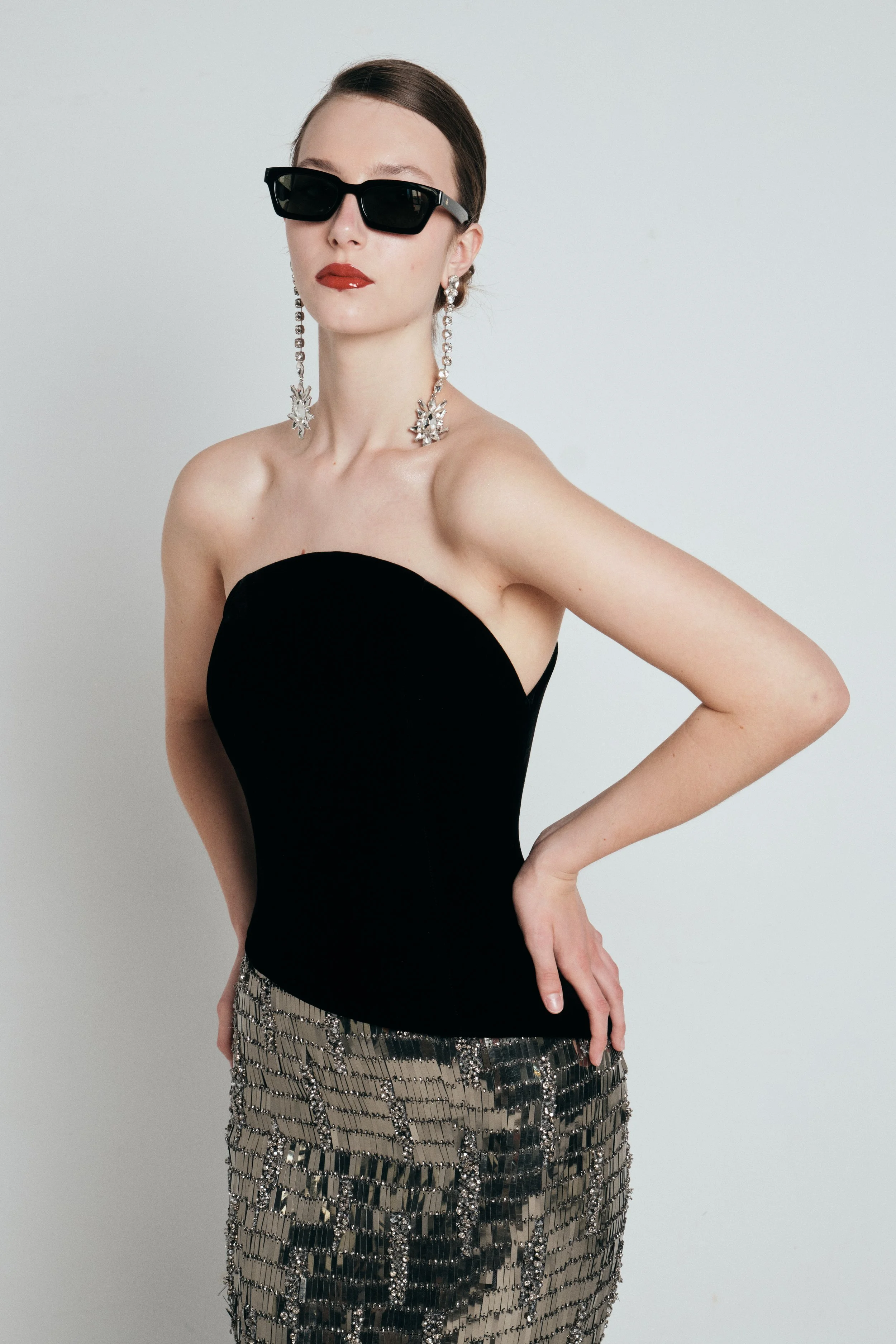 Stylist: Sofia Saldarriaga
Model: Anna Spielmann
Photographer: Diego Martinez
MUAH: Dalia cuesta


Dress: Redondo
Heels: Nora lozza