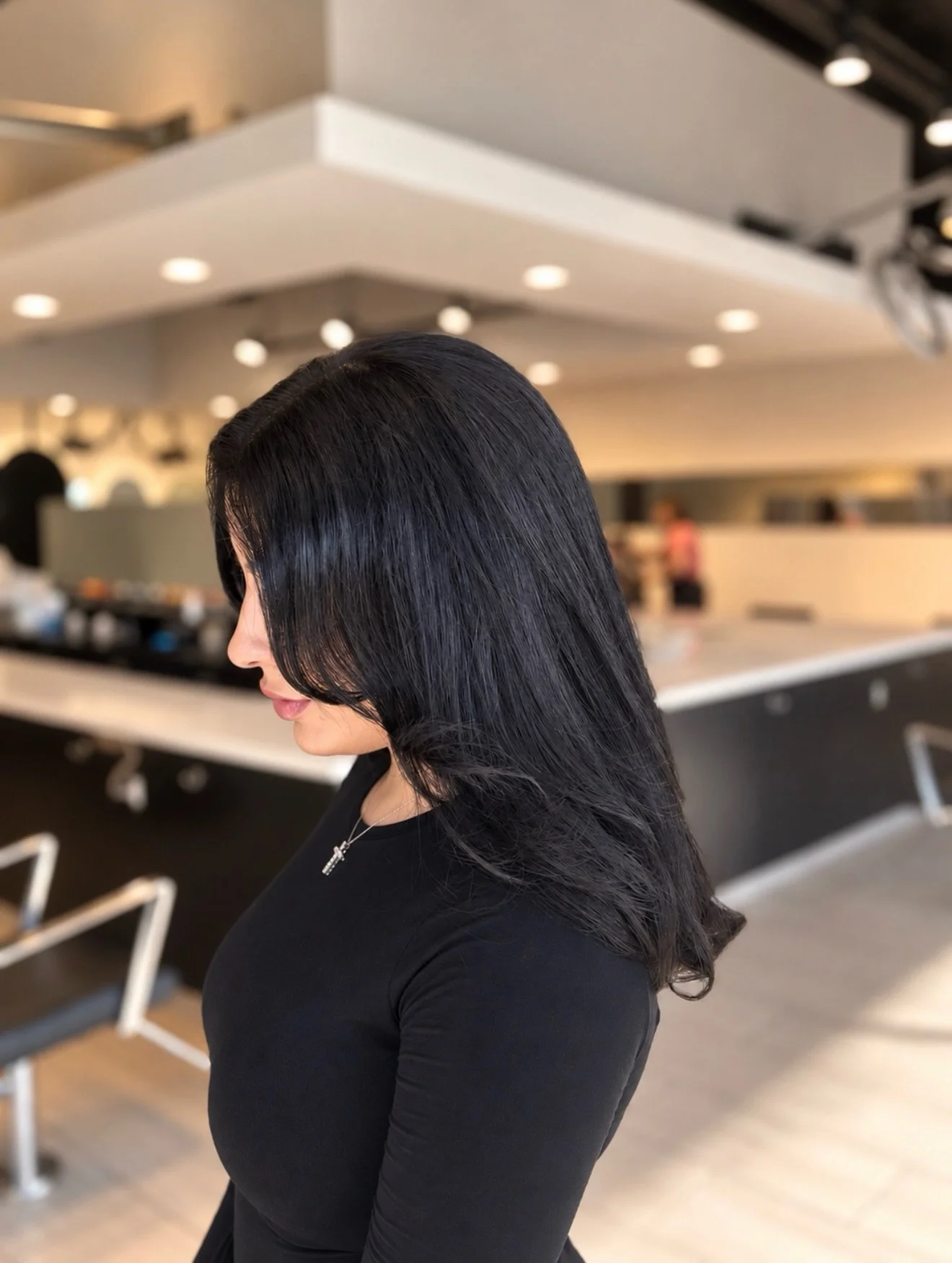 soft movement. rich shine. 🖤
hair by laura.

swipe for every angle &rarr;
book with laura at dynfly.com or call 248-740-9393.