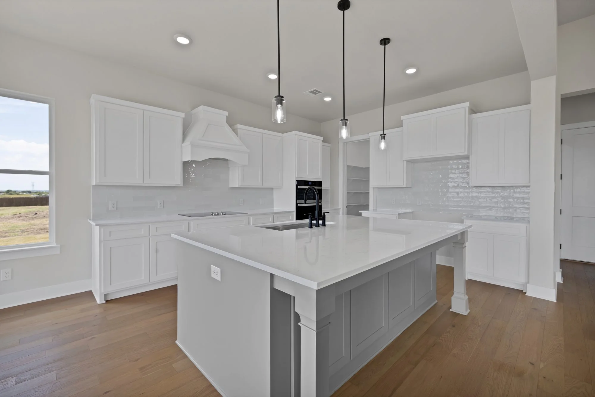 004_WTlV.jpg