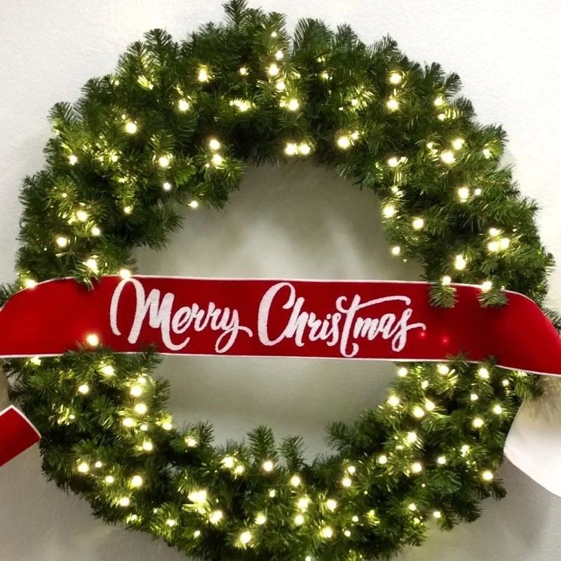 Merry Christmas Wreath Banner