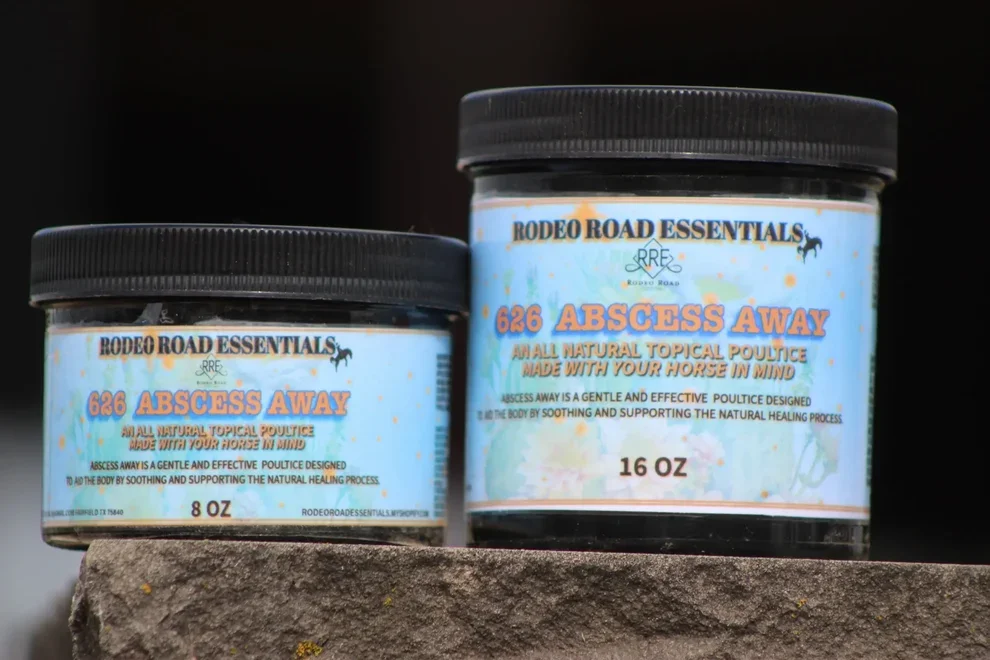 626 Abscess Away Herbal Poultice for Hoof and Skin Care 32oz
