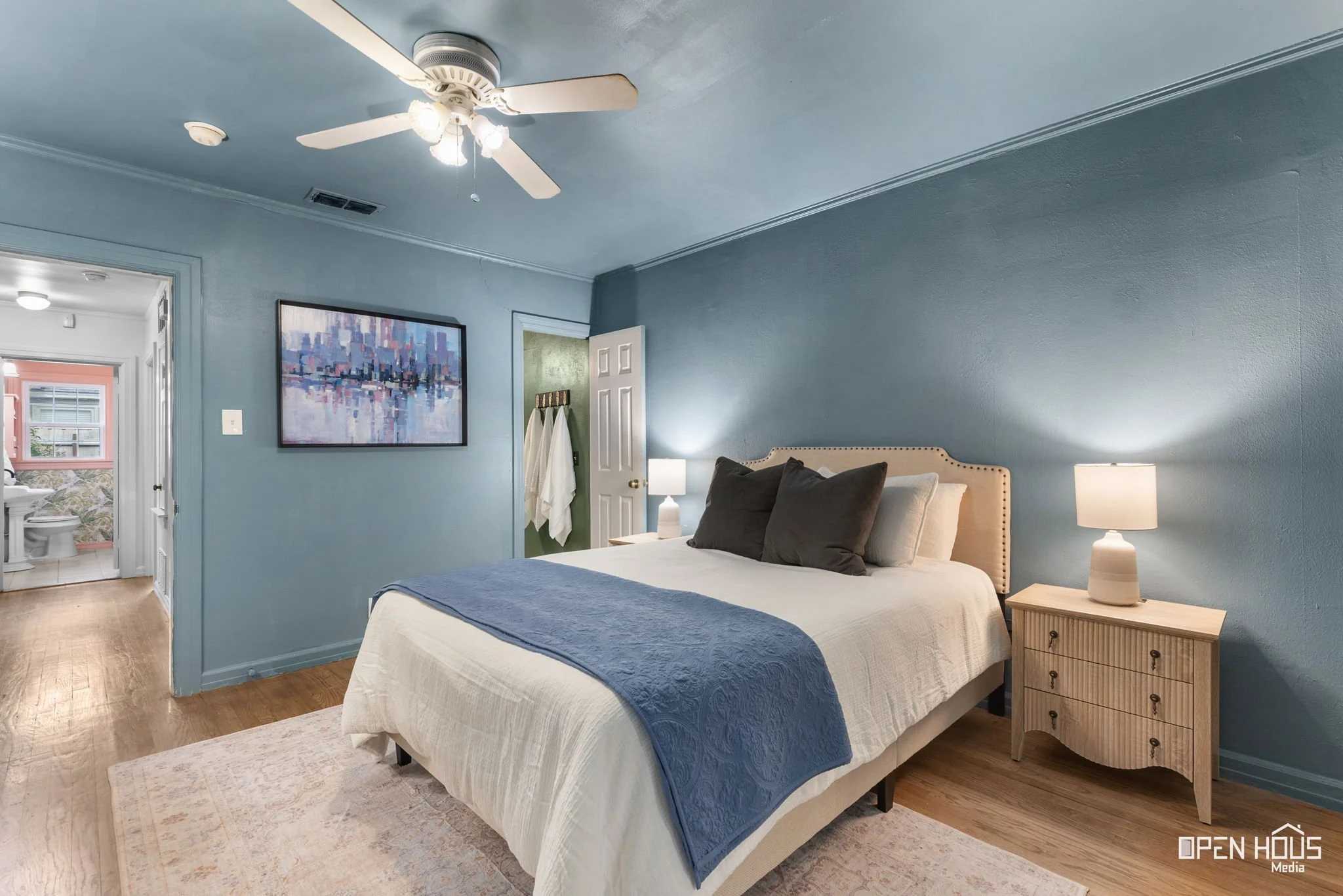 Entire Room Arrangement