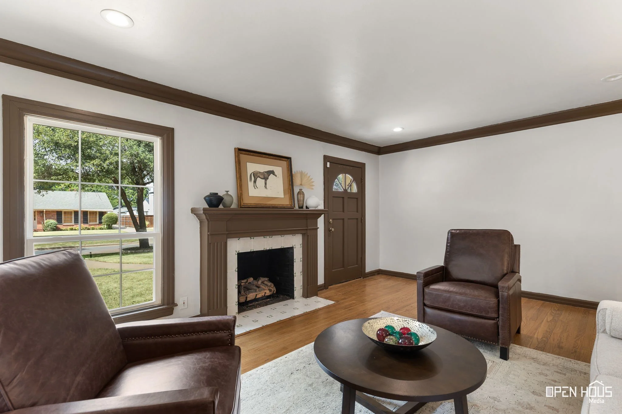 3-web-or-mls-2403-cambridge-ave.jpg