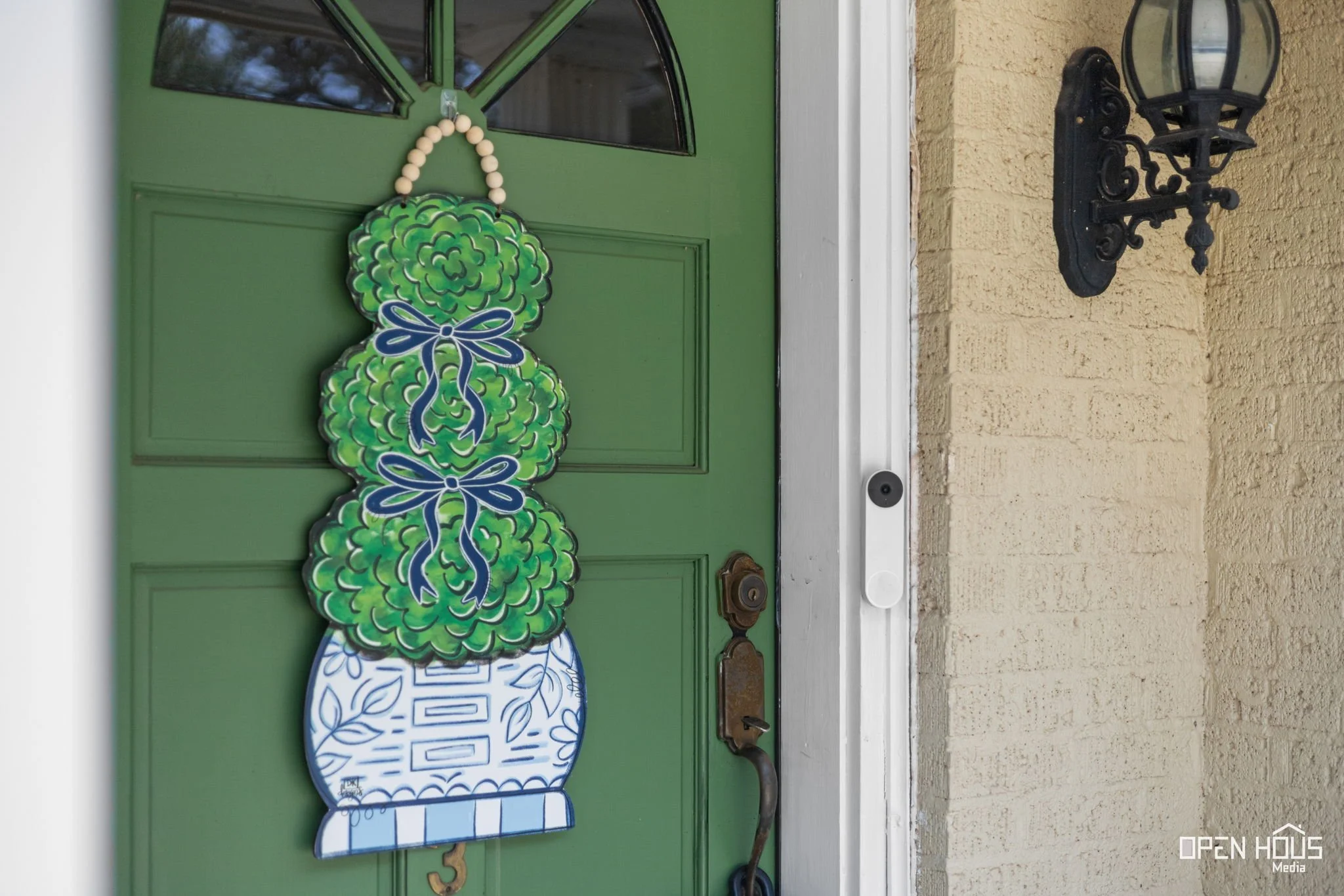 60-web-or-mls-2403-cambridge-ave.jpg