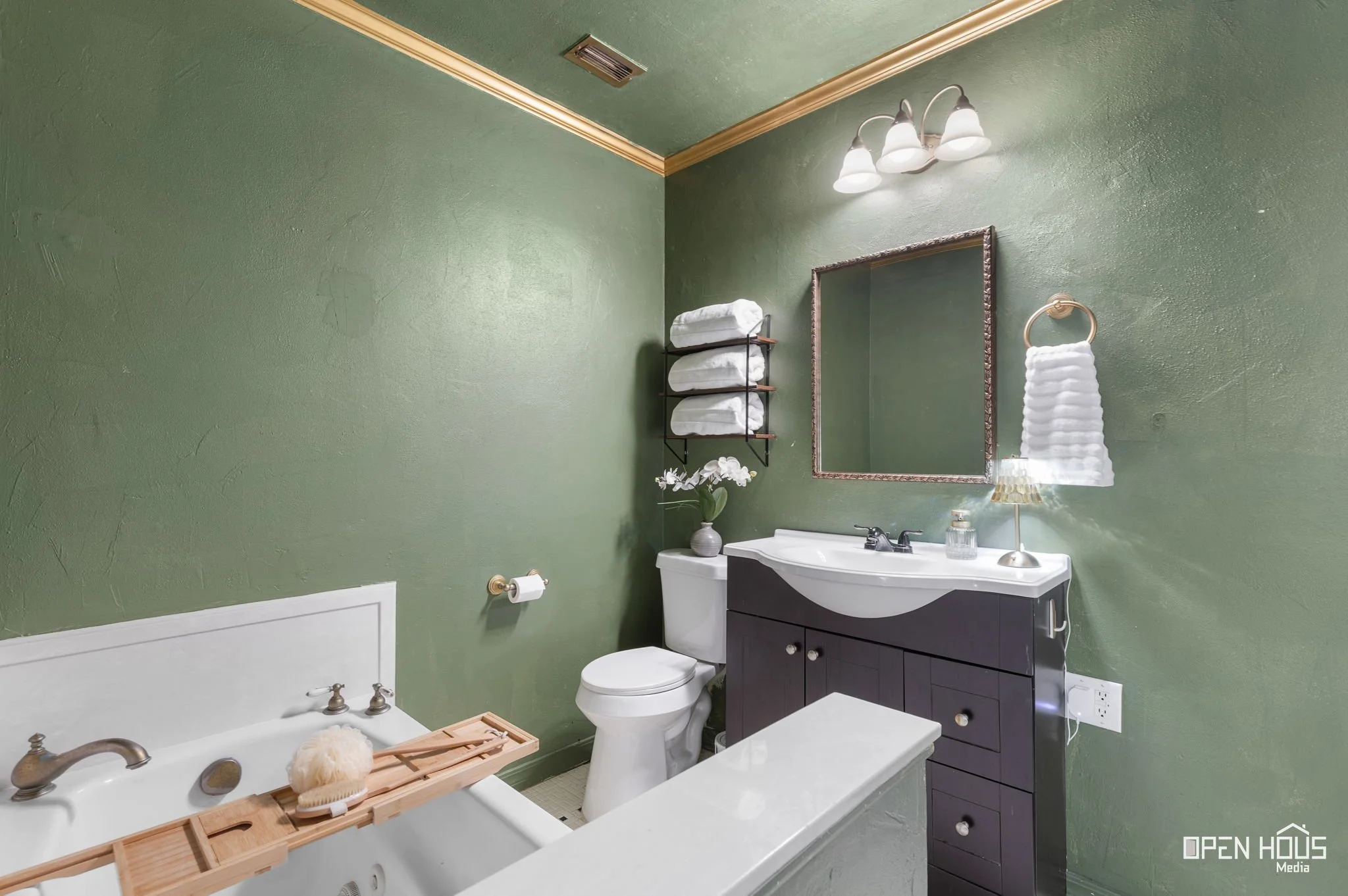 19-web-or-mls-2403-cambridge-ave.jpg