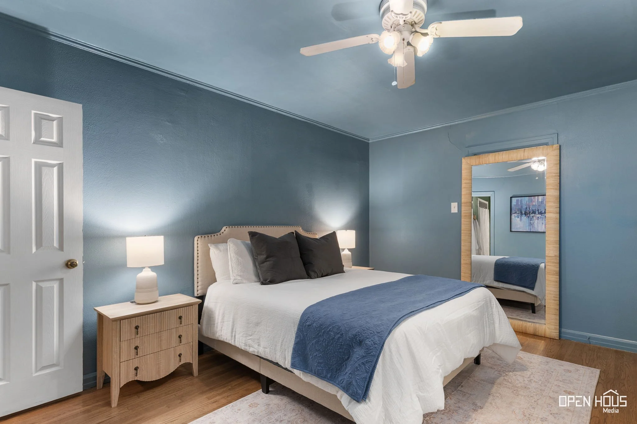 16-web-or-mls-2403-cambridge-ave.jpg