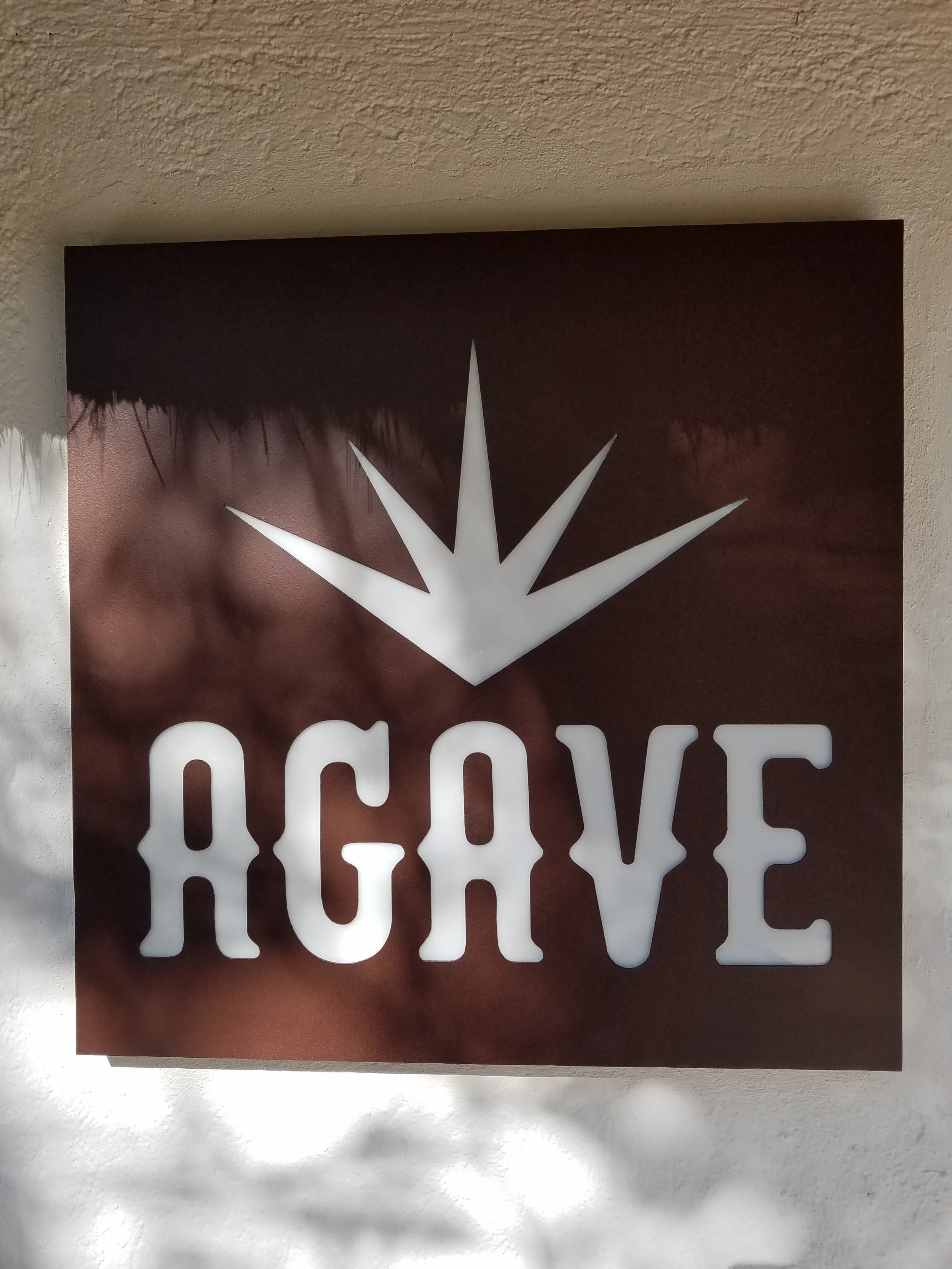 Mahekal Beach Resort: Agave bar sign.