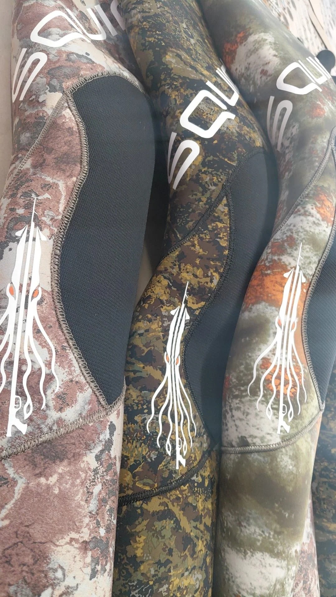 Best spearfishing wetsuits for the UK? Warmest spearfishing wetsuits. Tailored fitted spearfishing wetsuits. Leroi Squid wetsuits. Polosub wetsuits. Pissette for wetsuit. BEST camouflage wetsuit UK.