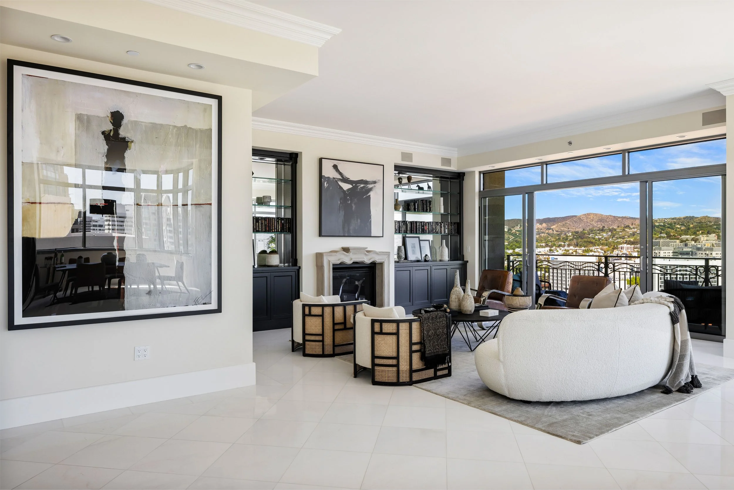 10800 Wilshire Unit 1901_010.jpg