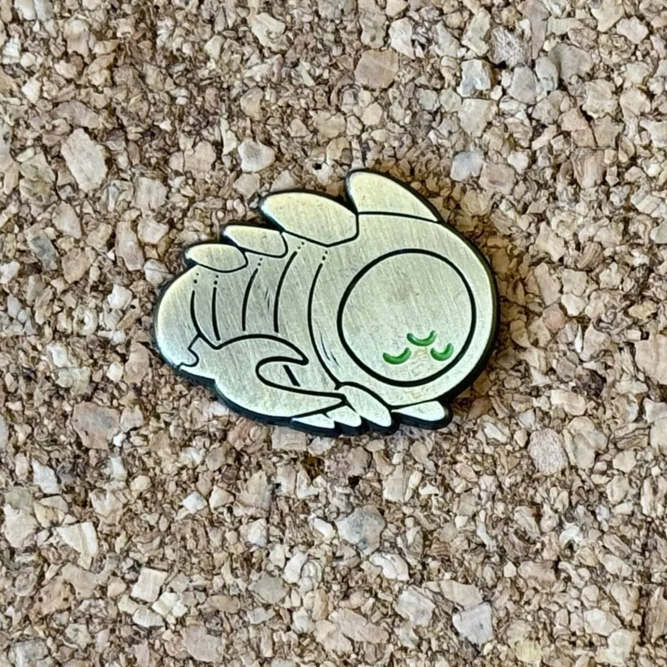 Pin+Hive+Worm+Curled+Up+2.jpg