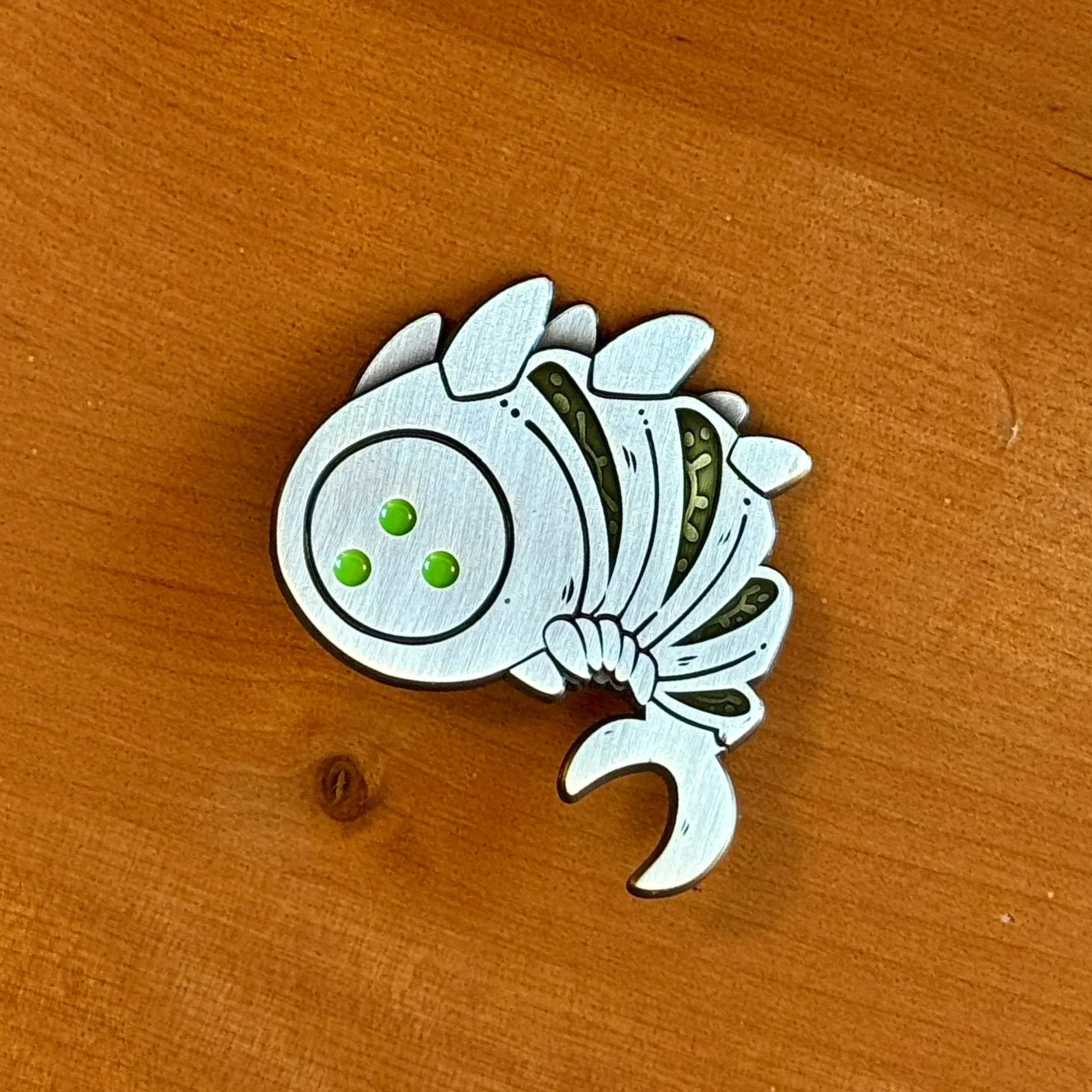 Pin+Hive+Worm+Big.jpg