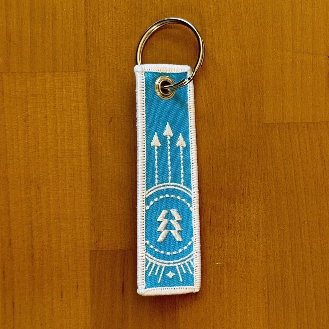 Keychain+Blue+and+White+Per+Audacia+Ad+Astra+back.jpg