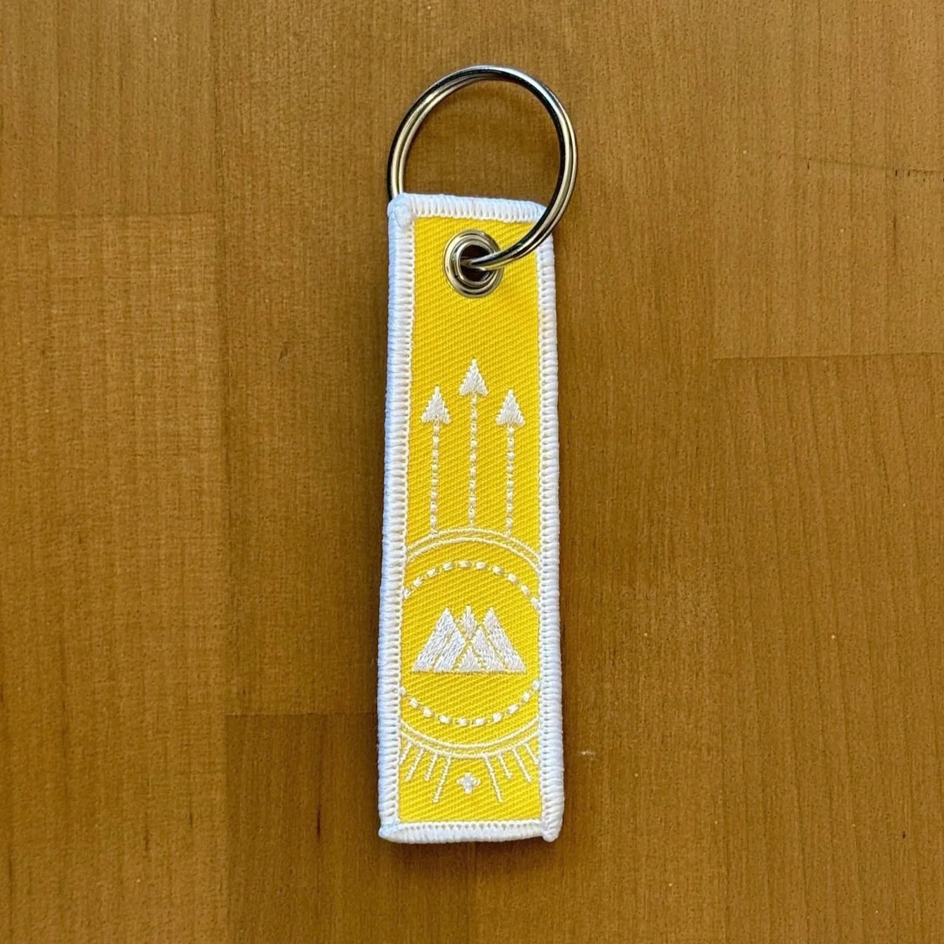 Keychain+Yellow+Per+Audacia+Ad+Astra+back.jpg