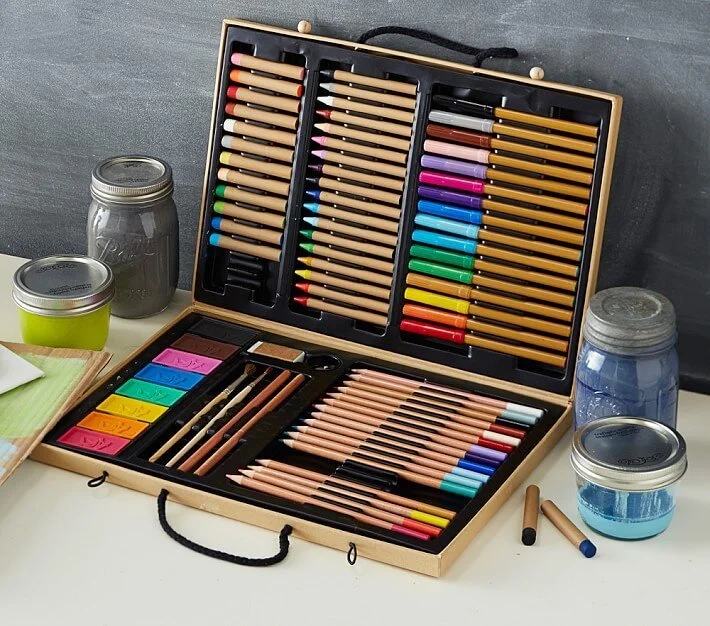 For Tots: Unleash the Artist Within...